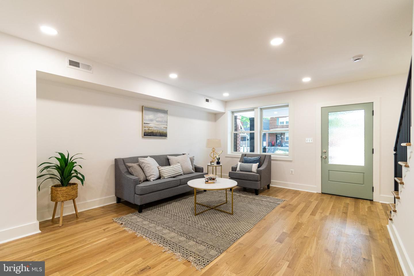 414 21ST ST NE, WASHINGTON, District Of Columbia 20002, 4 Bedrooms Bedrooms, ,3 BathroomsBathrooms,Residential,For sale,414 21ST ST NE,DCDC2217188 MLS # DCDC2217188