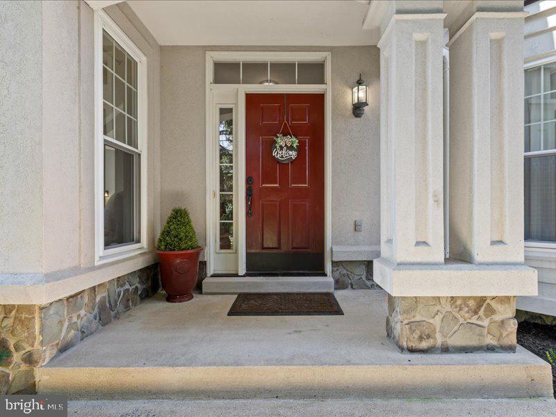 43036 HEDGEAPPLE CT, ASHBURN, Virginia 20147, 5 Bedrooms Bedrooms, ,4 BathroomsBathrooms,Residential,For sale,43036 HEDGEAPPLE CT,VALO2105620 MLS # VALO2105620