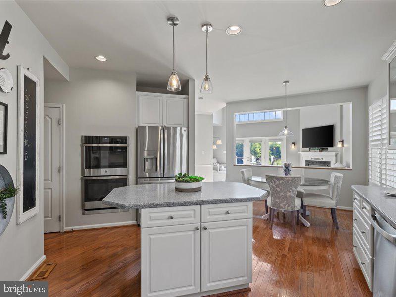 43036 HEDGEAPPLE CT, ASHBURN, Virginia 20147, 5 Bedrooms Bedrooms, ,4 BathroomsBathrooms,Residential,For sale,43036 HEDGEAPPLE CT,VALO2105620 MLS # VALO2105620