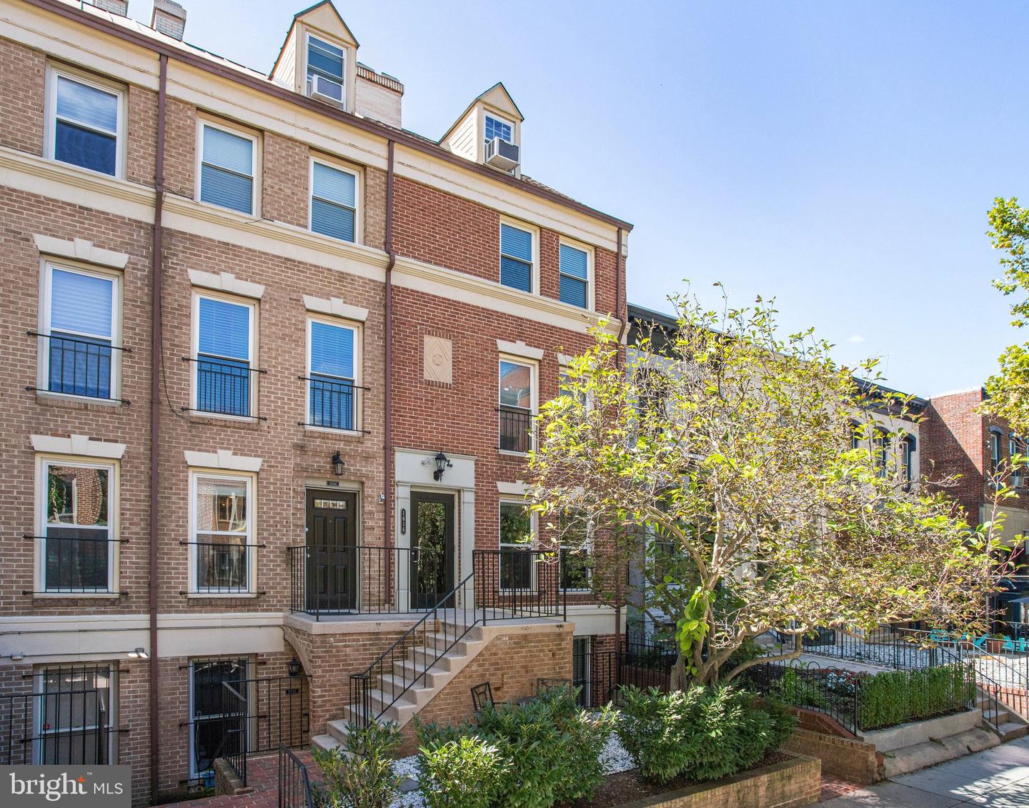 1616 Q ST NW #14, WASHINGTON, District Of Columbia 20009, 2 Bedrooms Bedrooms, ,2 BathroomsBathrooms,Residential,For sale,1616 Q ST NW #14,DCDC2217278 MLS # DCDC2217278 1616 Q ST NW #14, WASHINGTON, District Of Columbia 20009, 2 Bedrooms Bedrooms, ,2 BathroomsBathrooms,Residential,For sale,1616 Q ST NW #14,DCDC2217278 MLS # DCDC2217278