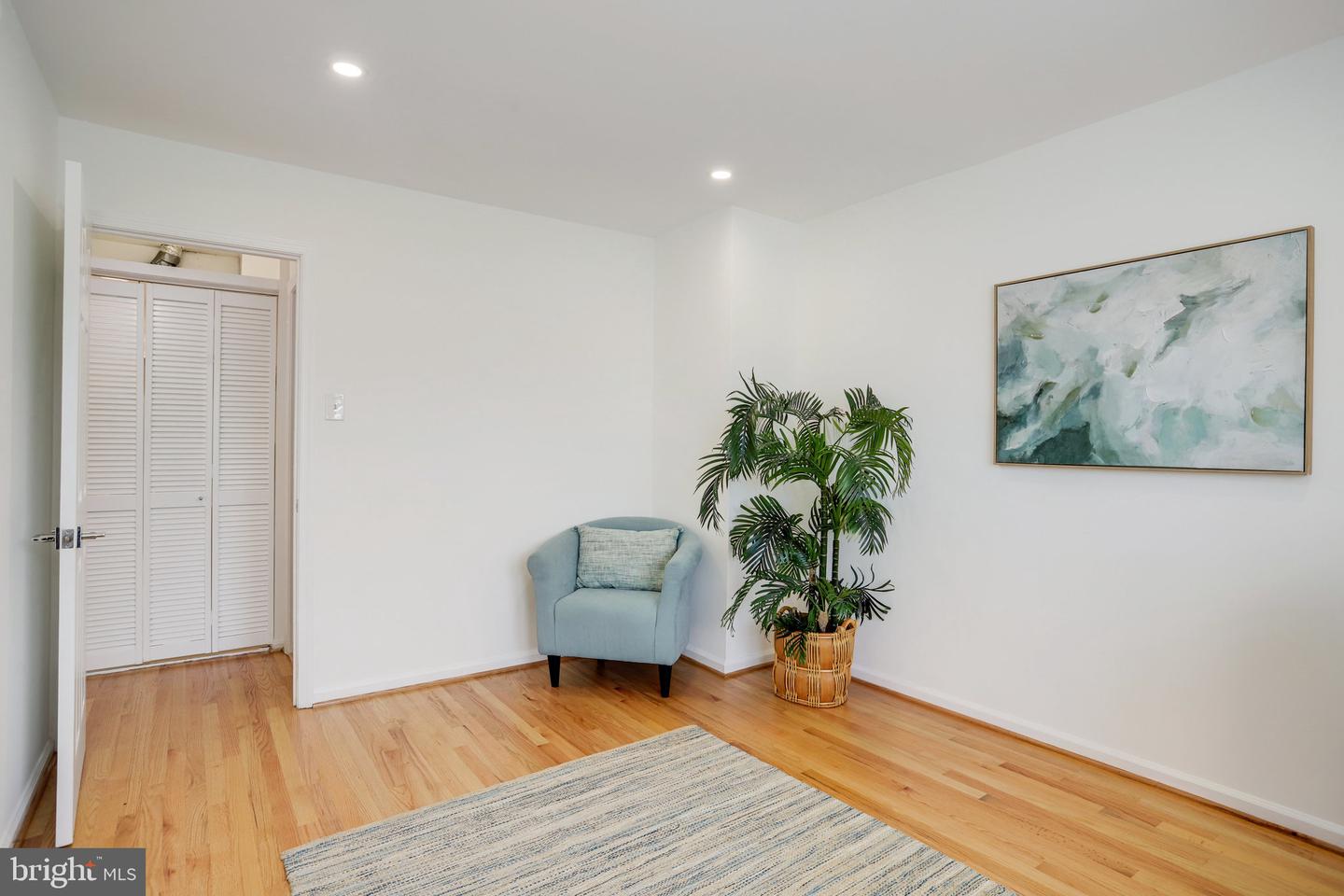 1616 Q ST NW #14, WASHINGTON, District Of Columbia 20009, 2 Bedrooms Bedrooms, ,2 BathroomsBathrooms,Residential,For sale,1616 Q ST NW #14,DCDC2217278 MLS # DCDC2217278 1616 Q ST NW #14, WASHINGTON, District Of Columbia 20009, 2 Bedrooms Bedrooms, ,2 BathroomsBathrooms,Residential,For sale,1616 Q ST NW #14,DCDC2217278 MLS # DCDC2217278