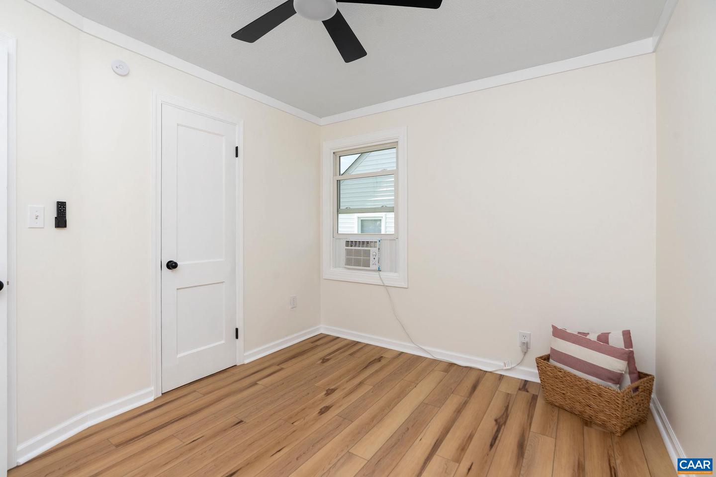 517 KING AVE, WAYNESBORO, Virginia 22980, 2 Bedrooms Bedrooms, ,1 BathroomBathrooms,Residential,For sale,517 KING AVE,668444 MLS # 668444