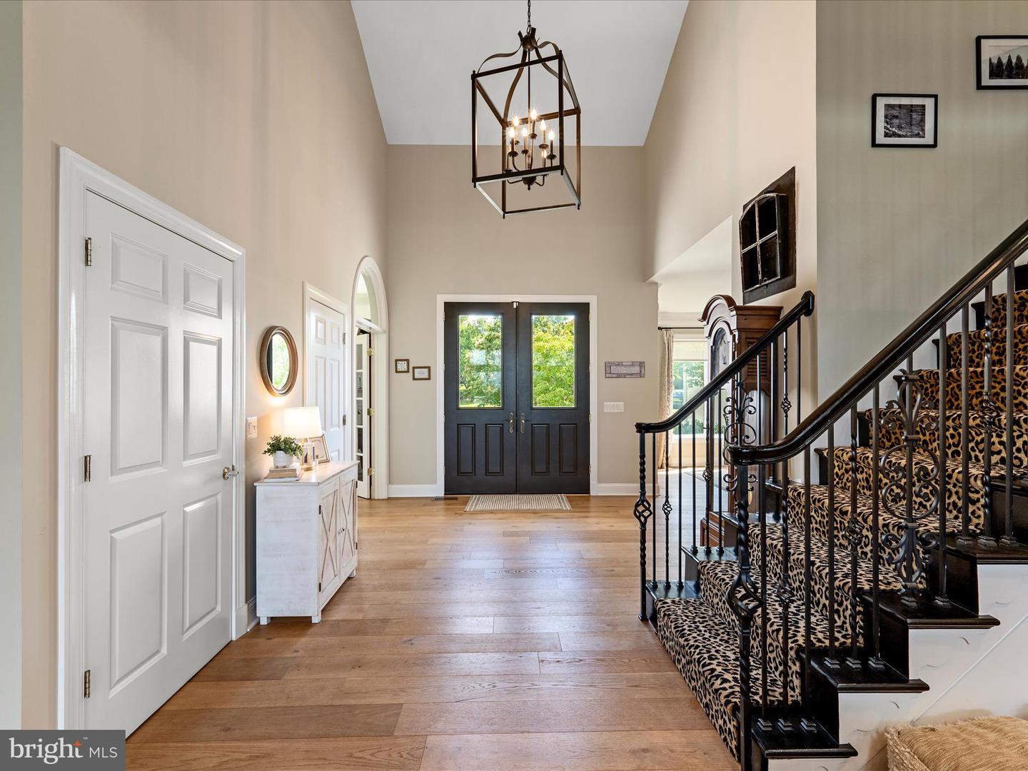 40671 HANNAH DR, WATERFORD, Virginia 20197, 4 Bedrooms Bedrooms, ,5 BathroomsBathrooms,Residential,For sale,40671 HANNAH DR,VALO2105442 MLS # VALO2105442