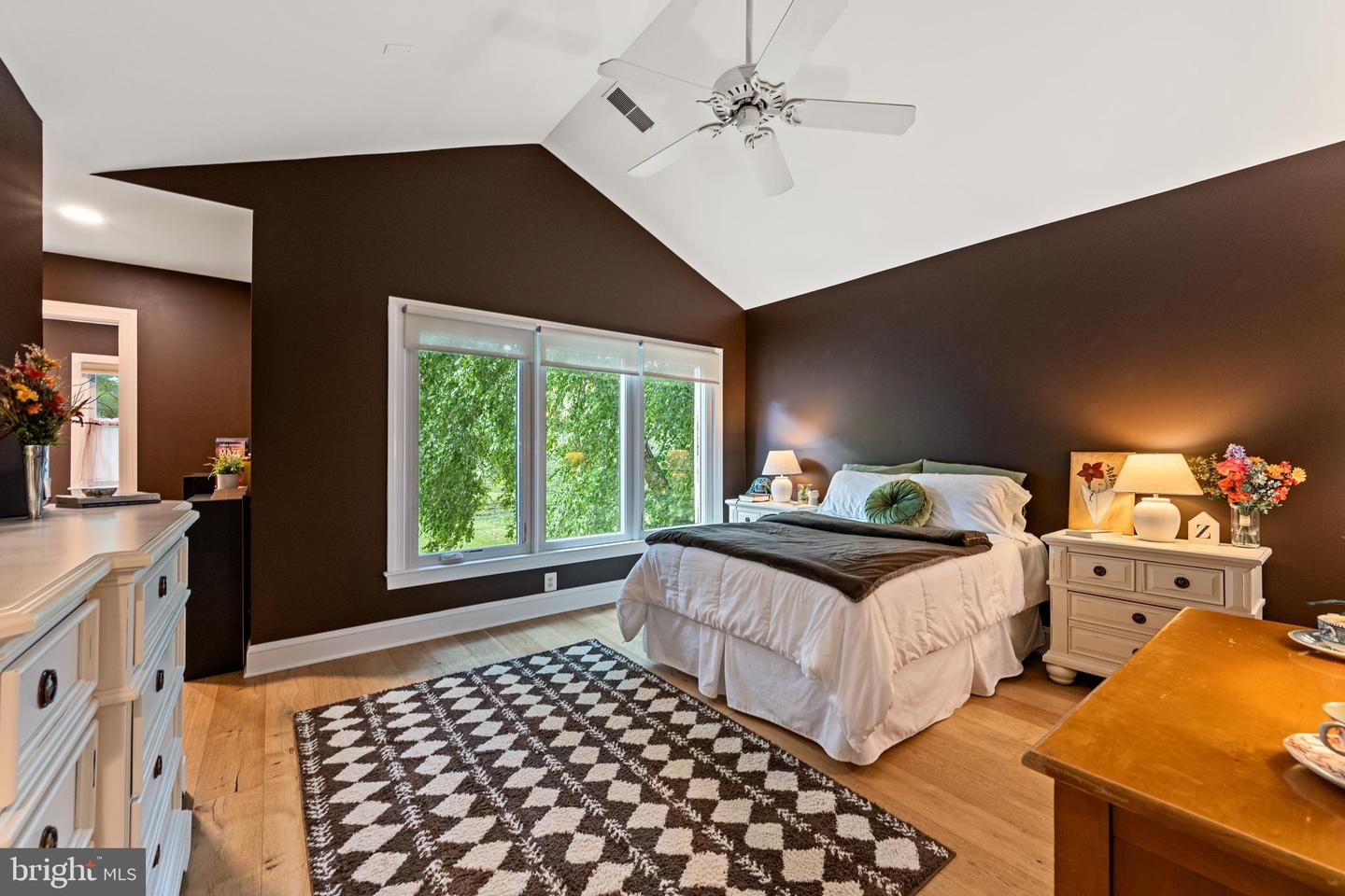 40671 HANNAH DR, WATERFORD, Virginia 20197, 4 Bedrooms Bedrooms, ,5 BathroomsBathrooms,Residential,For sale,40671 HANNAH DR,VALO2105442 MLS # VALO2105442