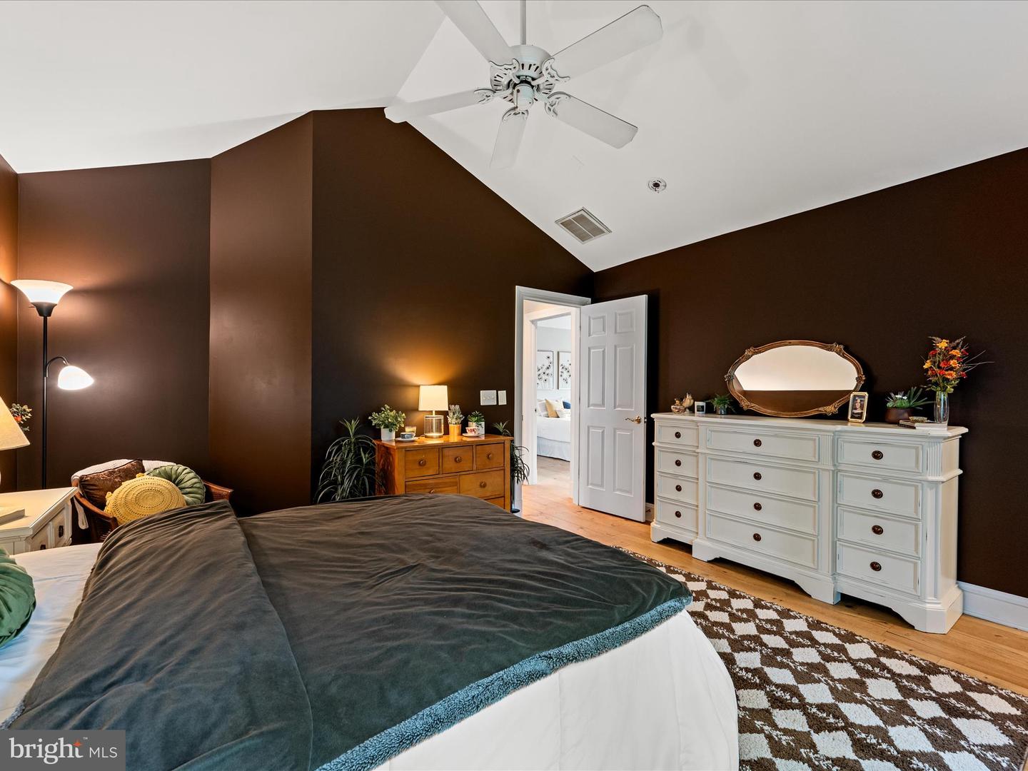 40671 HANNAH DR, WATERFORD, Virginia 20197, 4 Bedrooms Bedrooms, ,5 BathroomsBathrooms,Residential,For sale,40671 HANNAH DR,VALO2105442 MLS # VALO2105442