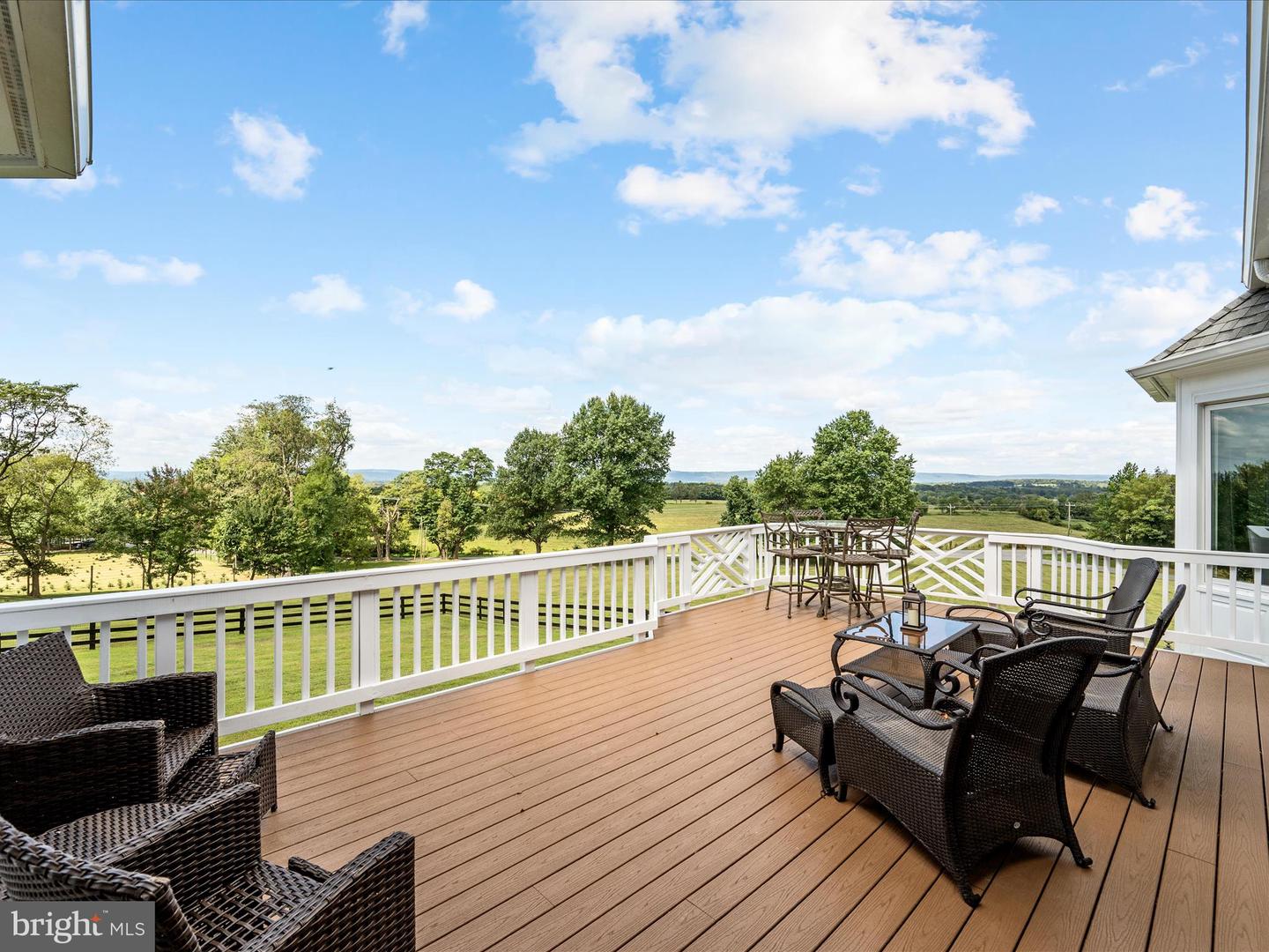 40671 HANNAH DR, WATERFORD, Virginia 20197, 4 Bedrooms Bedrooms, ,5 BathroomsBathrooms,Residential,For sale,40671 HANNAH DR,VALO2105442 MLS # VALO2105442