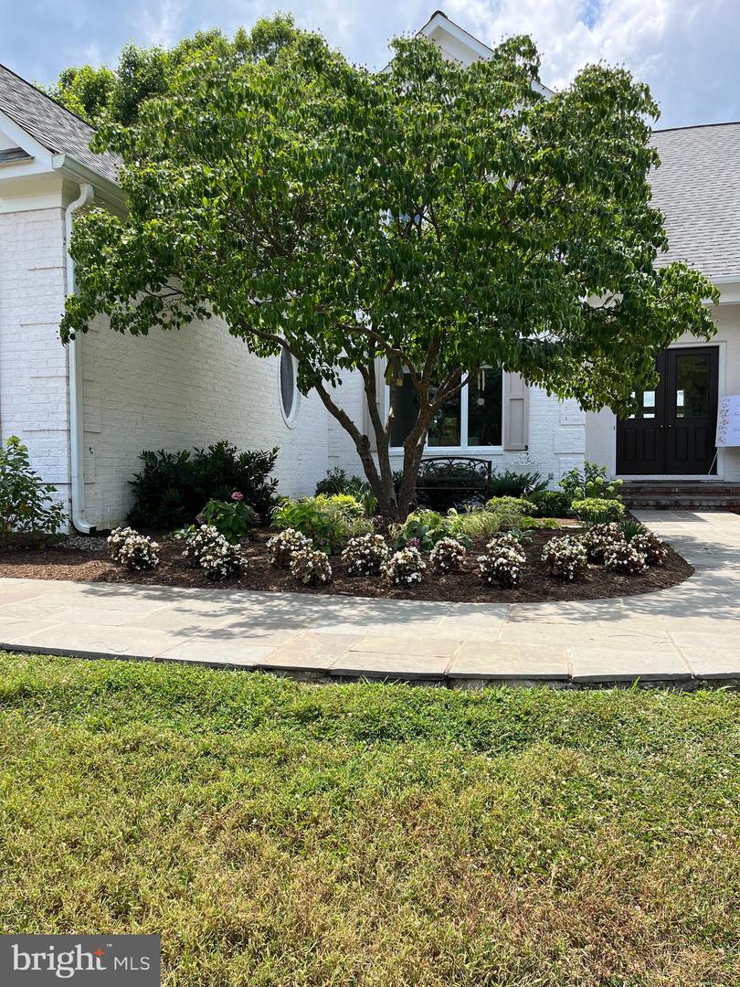 40671 HANNAH DR, WATERFORD, Virginia 20197, 4 Bedrooms Bedrooms, ,5 BathroomsBathrooms,Residential,For sale,40671 HANNAH DR,VALO2105442 MLS # VALO2105442