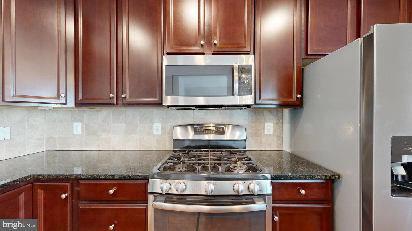 1785 ROCKLEDGE TER, WOODBRIDGE, Virginia 22192, 3 Bedrooms Bedrooms, ,2 BathroomsBathrooms,Residential,For sale,1785 ROCKLEDGE TER,VAPW2102998 MLS # VAPW2102998