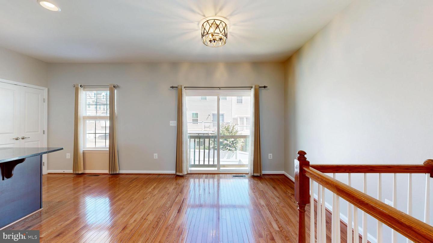 1785 ROCKLEDGE TER, WOODBRIDGE, Virginia 22192, 3 Bedrooms Bedrooms, ,2 BathroomsBathrooms,Residential,For sale,1785 ROCKLEDGE TER,VAPW2102998 MLS # VAPW2102998