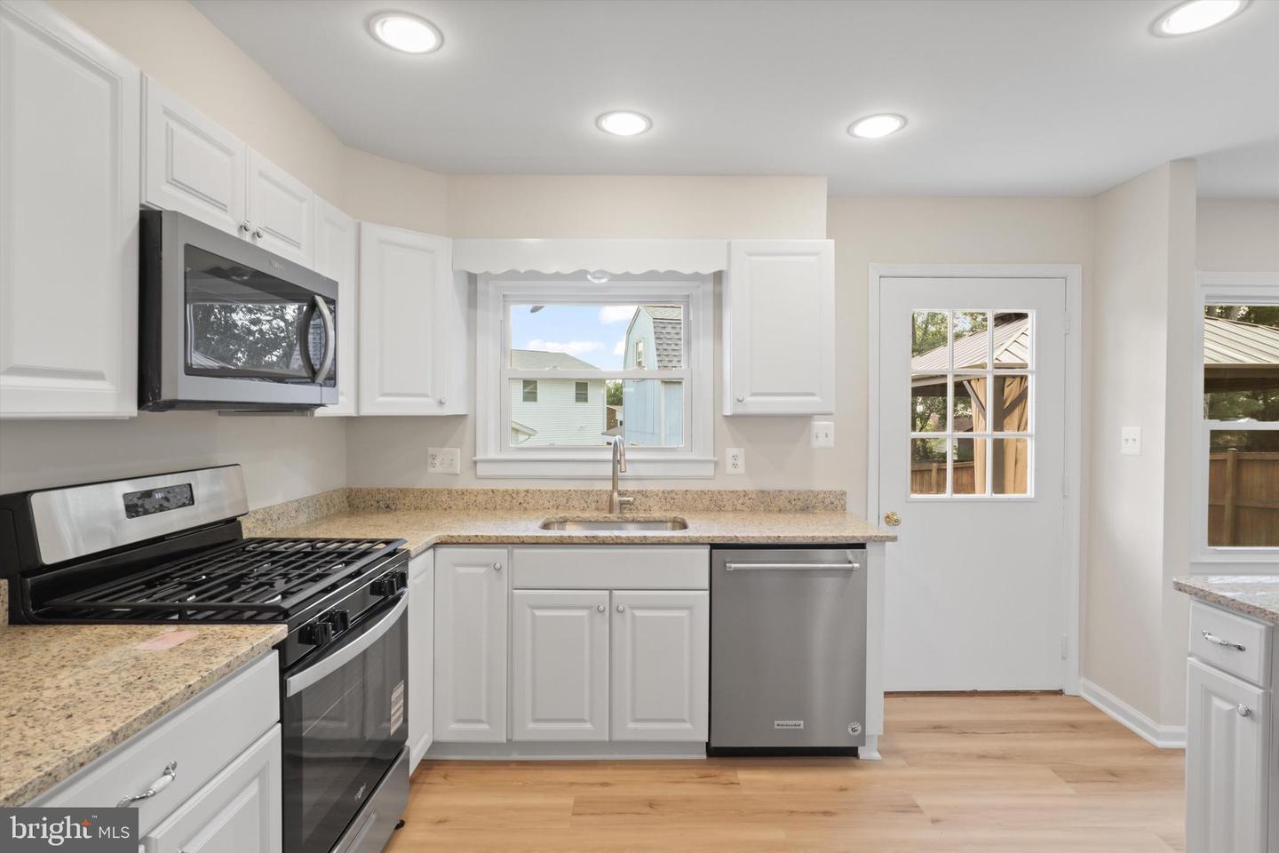 736 N YORK RD, STERLING, Virginia 20164, 4 Bedrooms Bedrooms, ,3 BathroomsBathrooms,Residential,For sale,736 N YORK RD,VALO2105956 MLS # VALO2105956