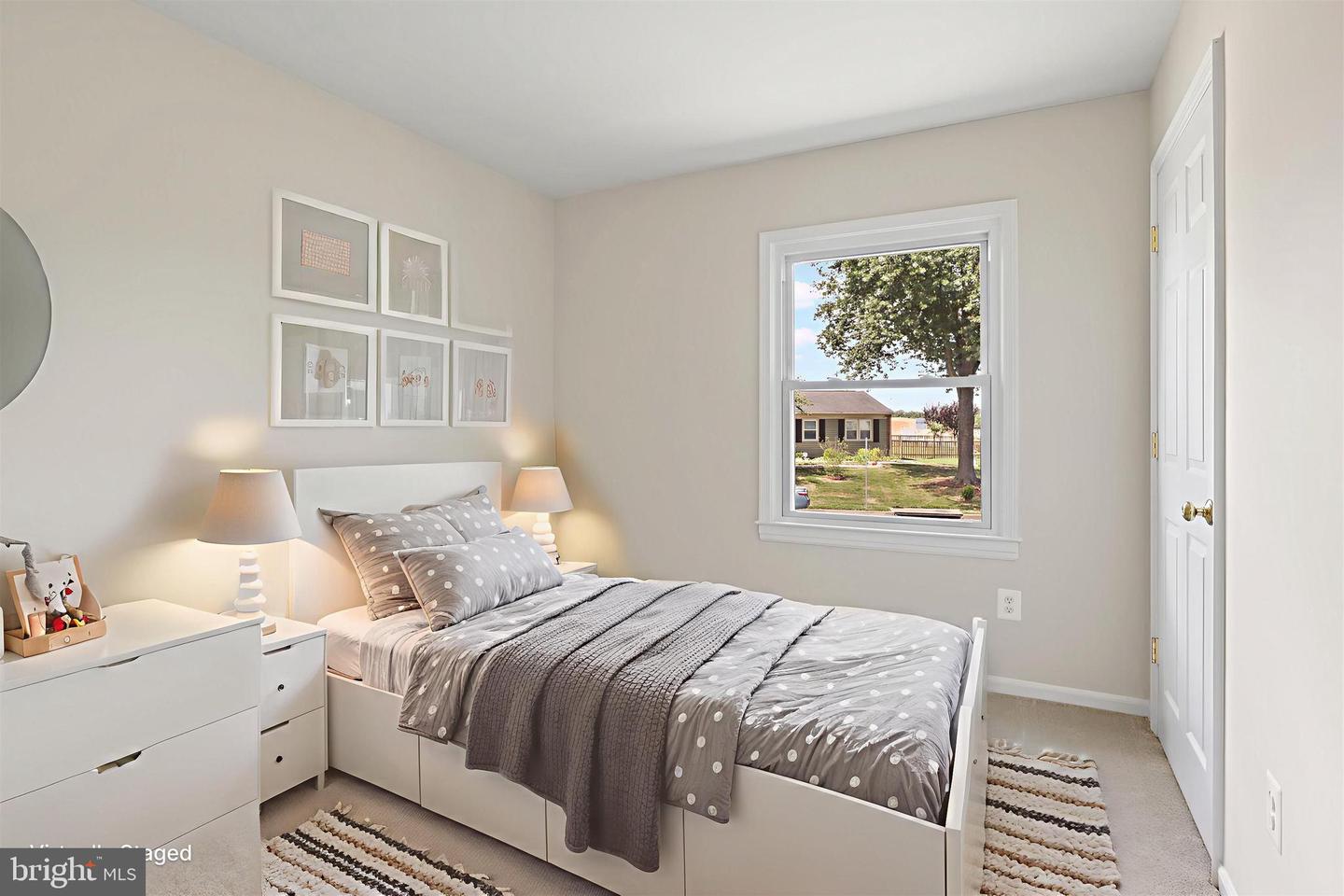 736 N YORK RD, STERLING, Virginia 20164, 4 Bedrooms Bedrooms, ,3 BathroomsBathrooms,Residential,For sale,736 N YORK RD,VALO2105956 MLS # VALO2105956