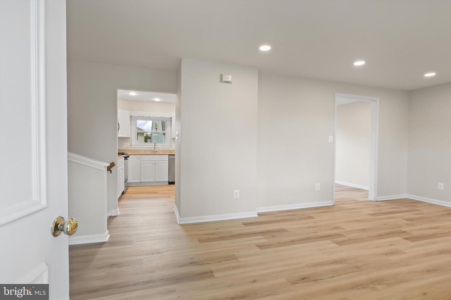 736 N YORK RD, STERLING, Virginia 20164, 4 Bedrooms Bedrooms, ,3 BathroomsBathrooms,Residential,For sale,736 N YORK RD,VALO2105956 MLS # VALO2105956