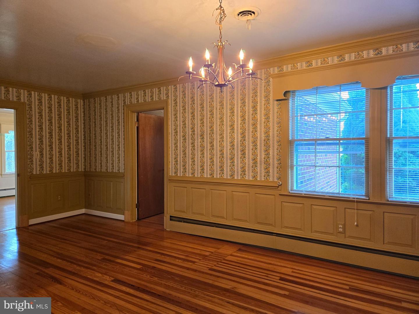 20325 CEDAR GROVE RD, CULPEPER, Virginia 22701, 4 Bedrooms Bedrooms, 6 Rooms Rooms,1 BathroomBathrooms,Residential,For sale,20325 CEDAR GROVE RD,VACU2011470 MLS # VACU2011470