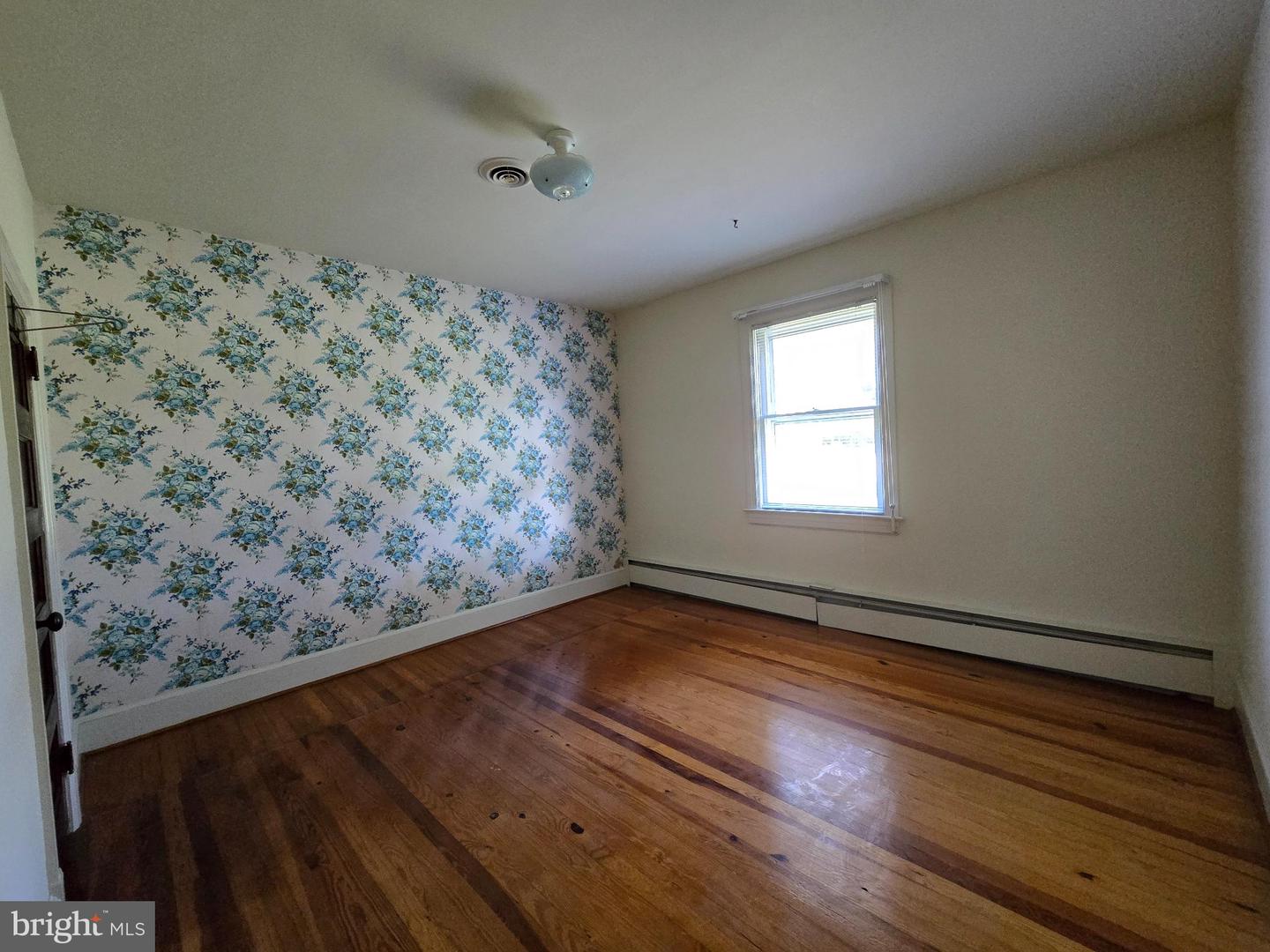 20325 CEDAR GROVE RD, CULPEPER, Virginia 22701, 4 Bedrooms Bedrooms, 6 Rooms Rooms,1 BathroomBathrooms,Residential,For sale,20325 CEDAR GROVE RD,VACU2011470 MLS # VACU2011470