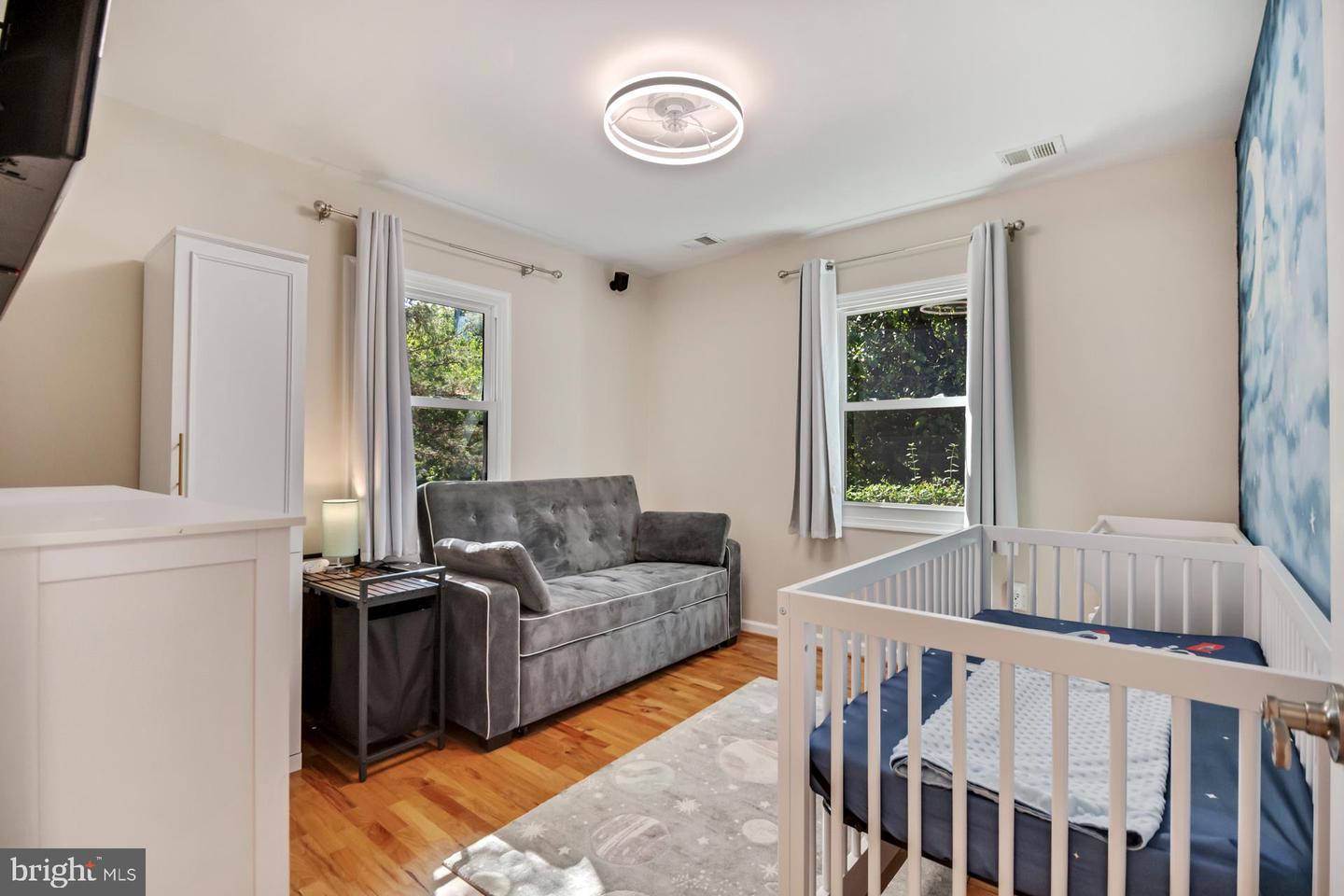 2512 JAMAICA DR, ALEXANDRIA, Virginia 22303, 4 Bedrooms Bedrooms, 7 Rooms Rooms,3 BathroomsBathrooms,Residential,For sale,2512 JAMAICA DR,VAFX2264620 MLS # VAFX2264620