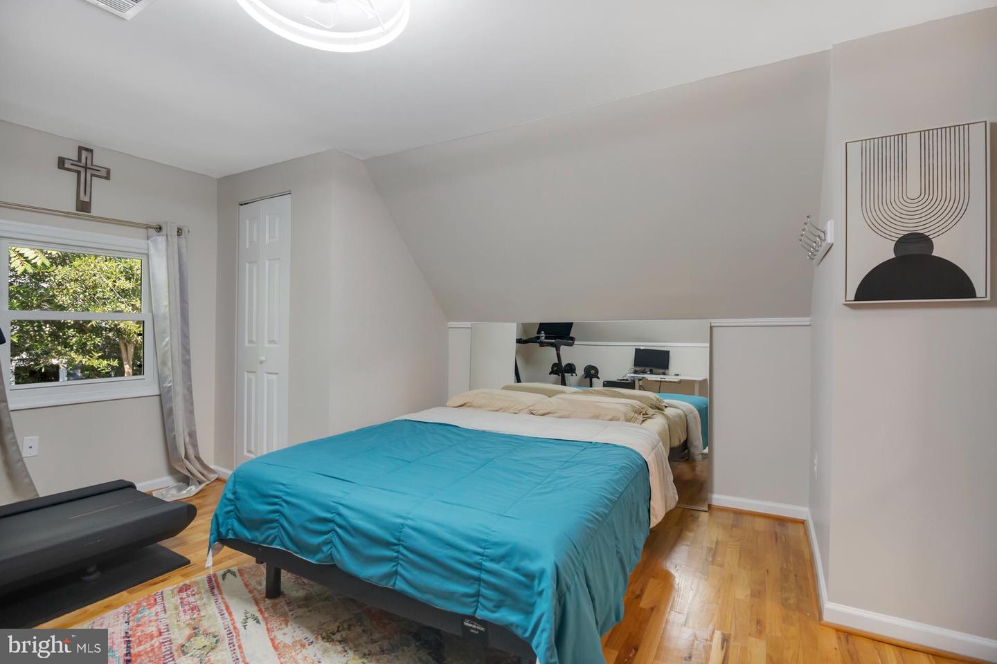 2512 JAMAICA DR, ALEXANDRIA, Virginia 22303, 4 Bedrooms Bedrooms, 7 Rooms Rooms,3 BathroomsBathrooms,Residential,For sale,2512 JAMAICA DR,VAFX2264620 MLS # VAFX2264620