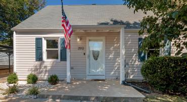 2512 JAMAICA DR, ALEXANDRIA, Virginia 22303, 4 Bedrooms Bedrooms, 7 Rooms Rooms,3 BathroomsBathrooms,Residential,For sale,2512 JAMAICA DR,VAFX2264620 MLS # VAFX2264620