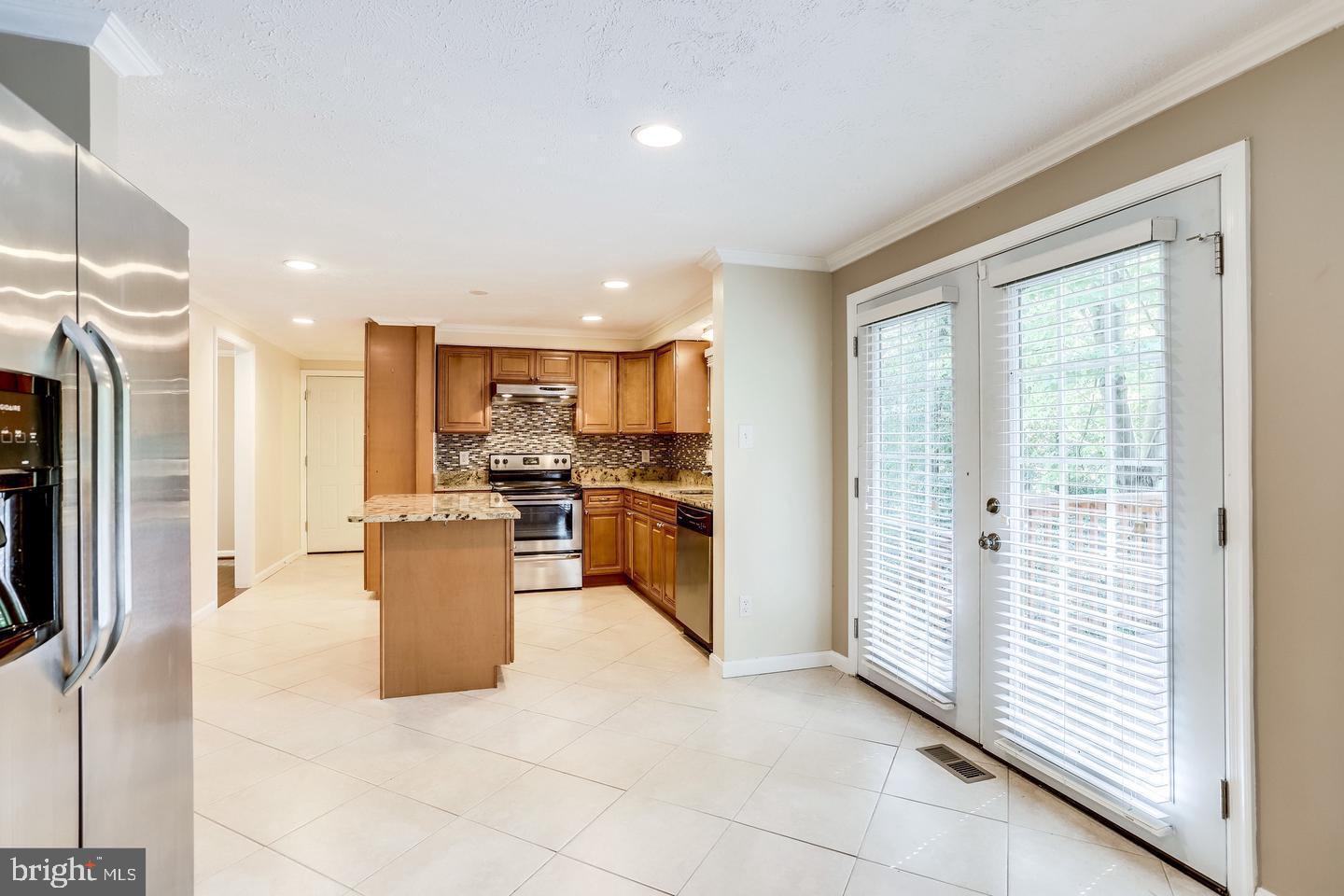 8334 TERRA GRANDE AVE, SPRINGFIELD, Virginia 22153, 5 Bedrooms Bedrooms, 9 Rooms Rooms,3 BathroomsBathrooms,Residential,For sale,8334 TERRA GRANDE AVE,VAFX2264622 MLS # VAFX2264622