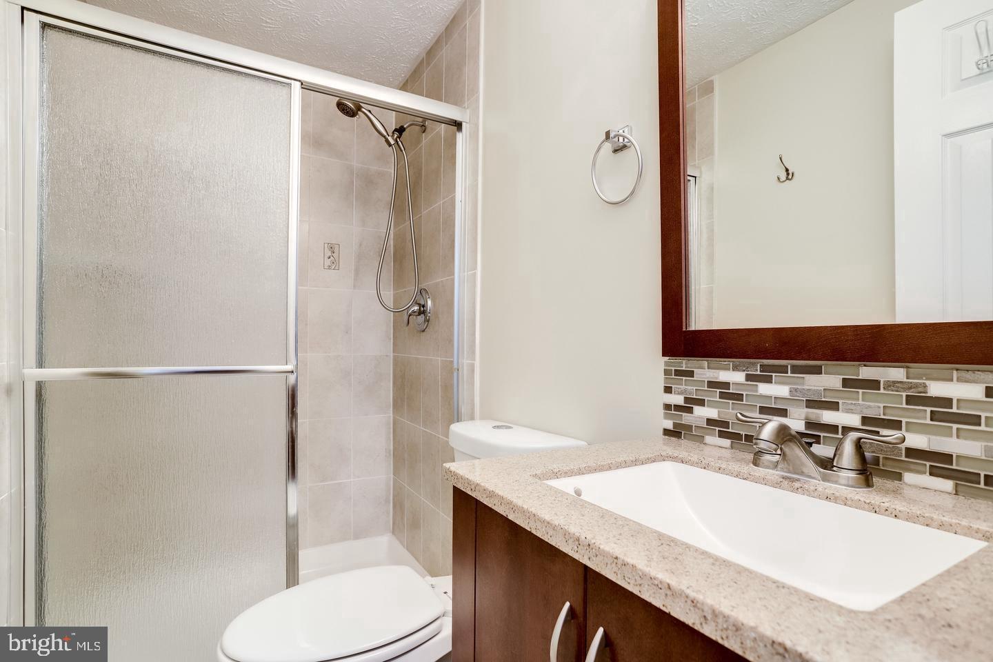 8334 TERRA GRANDE AVE, SPRINGFIELD, Virginia 22153, 5 Bedrooms Bedrooms, 9 Rooms Rooms,3 BathroomsBathrooms,Residential,For sale,8334 TERRA GRANDE AVE,VAFX2264622 MLS # VAFX2264622