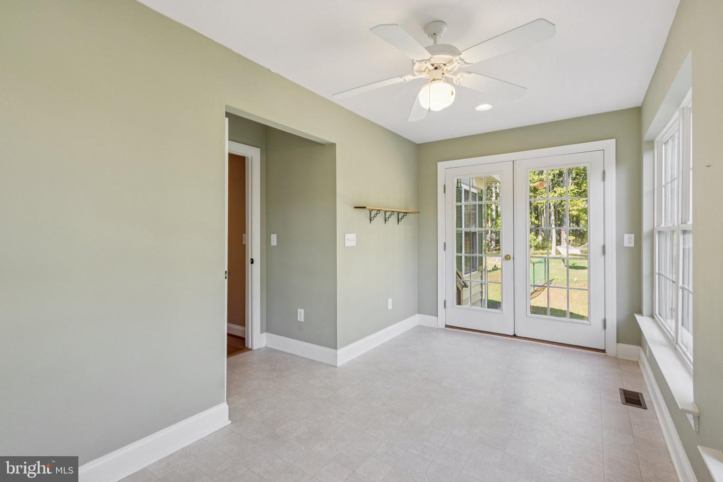 8612 SANDY BEACH LN, KING GEORGE, Virginia 22485, 4 Bedrooms Bedrooms, ,4 BathroomsBathrooms,Residential,For sale,8612 SANDY BEACH LN,VAKG2006956 MLS # VAKG2006956