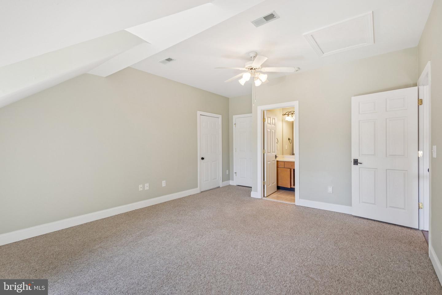 8612 SANDY BEACH LN, KING GEORGE, Virginia 22485, 4 Bedrooms Bedrooms, ,4 BathroomsBathrooms,Residential,For sale,8612 SANDY BEACH LN,VAKG2006956 MLS # VAKG2006956