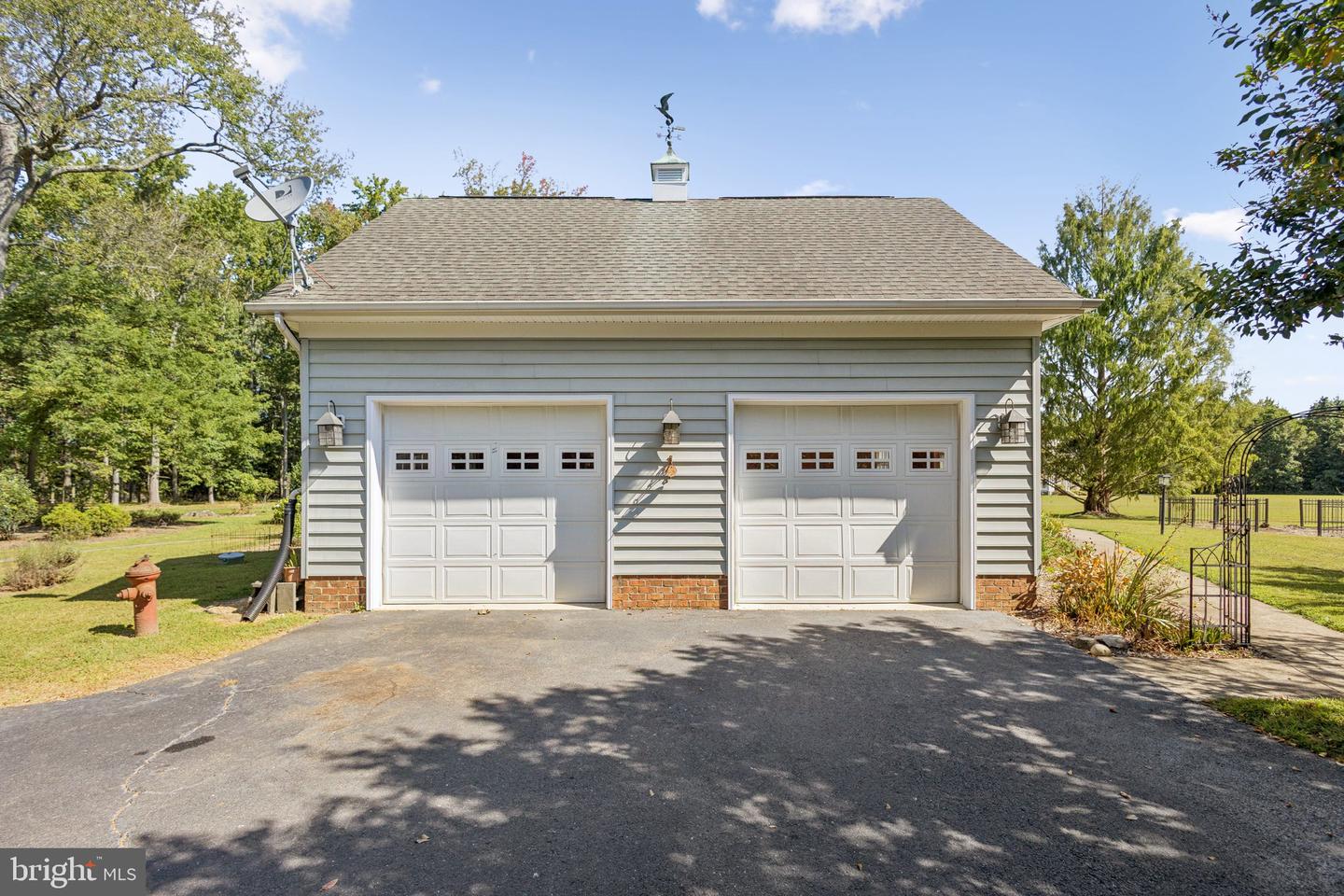 8612 SANDY BEACH LN, KING GEORGE, Virginia 22485, 4 Bedrooms Bedrooms, ,4 BathroomsBathrooms,Residential,For sale,8612 SANDY BEACH LN,VAKG2006956 MLS # VAKG2006956
