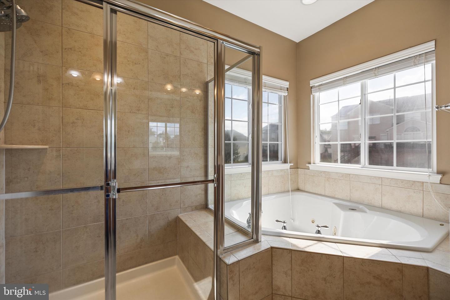 2812 RIDGETOP CT, WINCHESTER, Virginia 22601, 4 Bedrooms Bedrooms, ,3 BathroomsBathrooms,Residential,For sale,2812 RIDGETOP CT,VAWI2009012 MLS # VAWI2009012