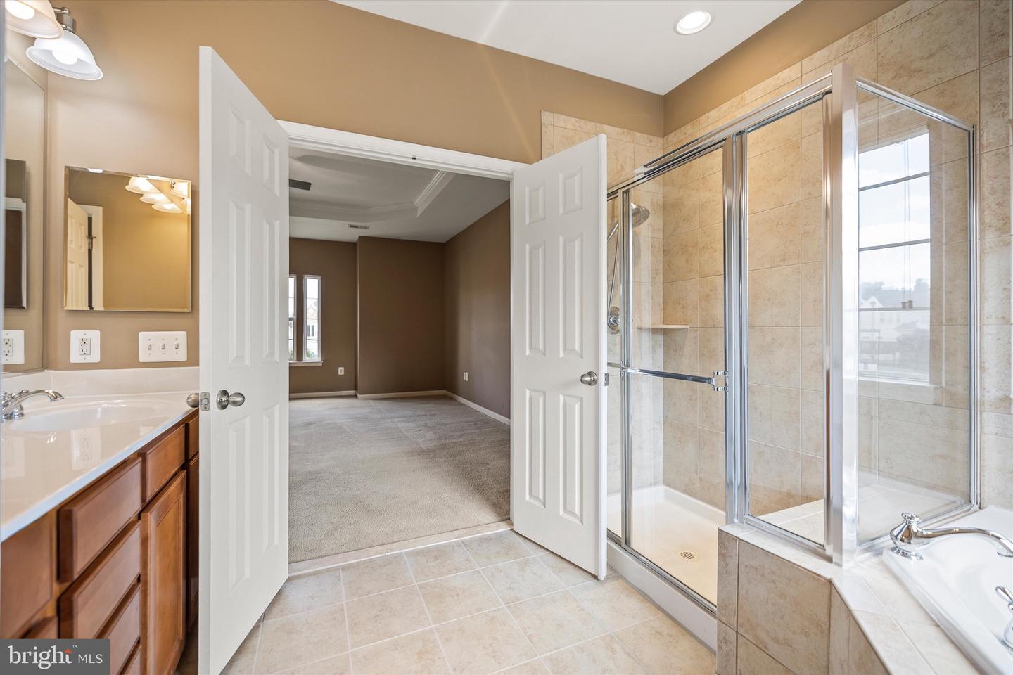 2812 RIDGETOP CT, WINCHESTER, Virginia 22601, 4 Bedrooms Bedrooms, ,3 BathroomsBathrooms,Residential,For sale,2812 RIDGETOP CT,VAWI2009012 MLS # VAWI2009012