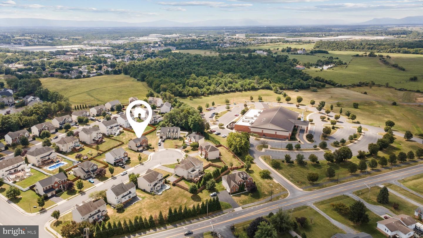 2812 RIDGETOP CT, WINCHESTER, Virginia 22601, 4 Bedrooms Bedrooms, ,3 BathroomsBathrooms,Residential,For sale,2812 RIDGETOP CT,VAWI2009012 MLS # VAWI2009012
