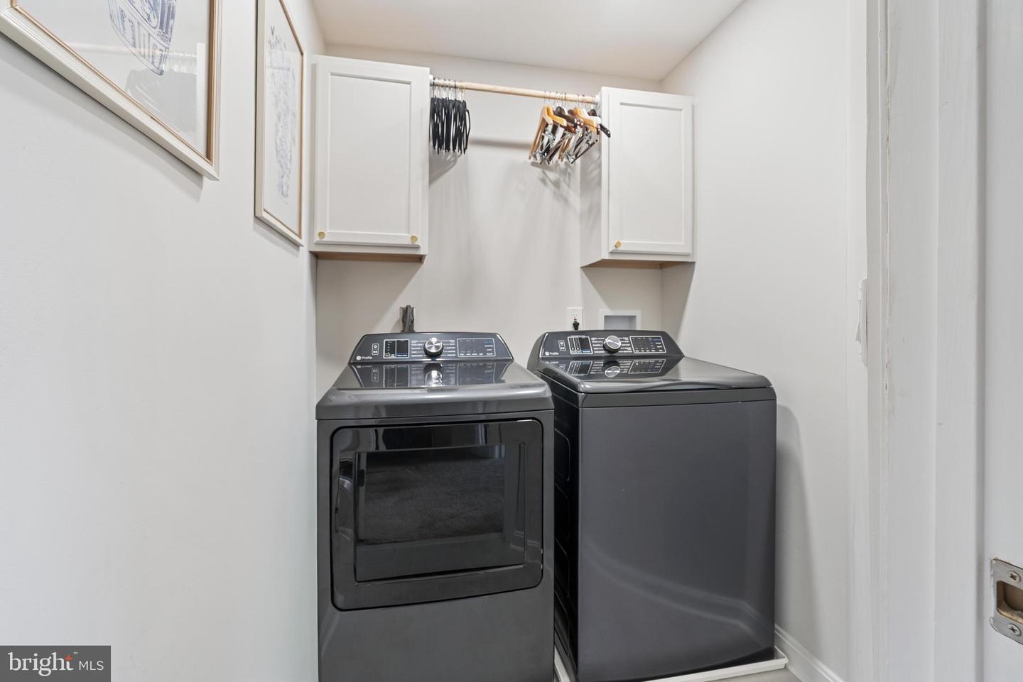 2702 CHANBOURNE WAY, VIENNA, Virginia 22181, 3 Bedrooms Bedrooms, ,3 BathroomsBathrooms,Residential,For sale,2702 CHANBOURNE WAY,VAFX2264680 MLS # VAFX2264680
