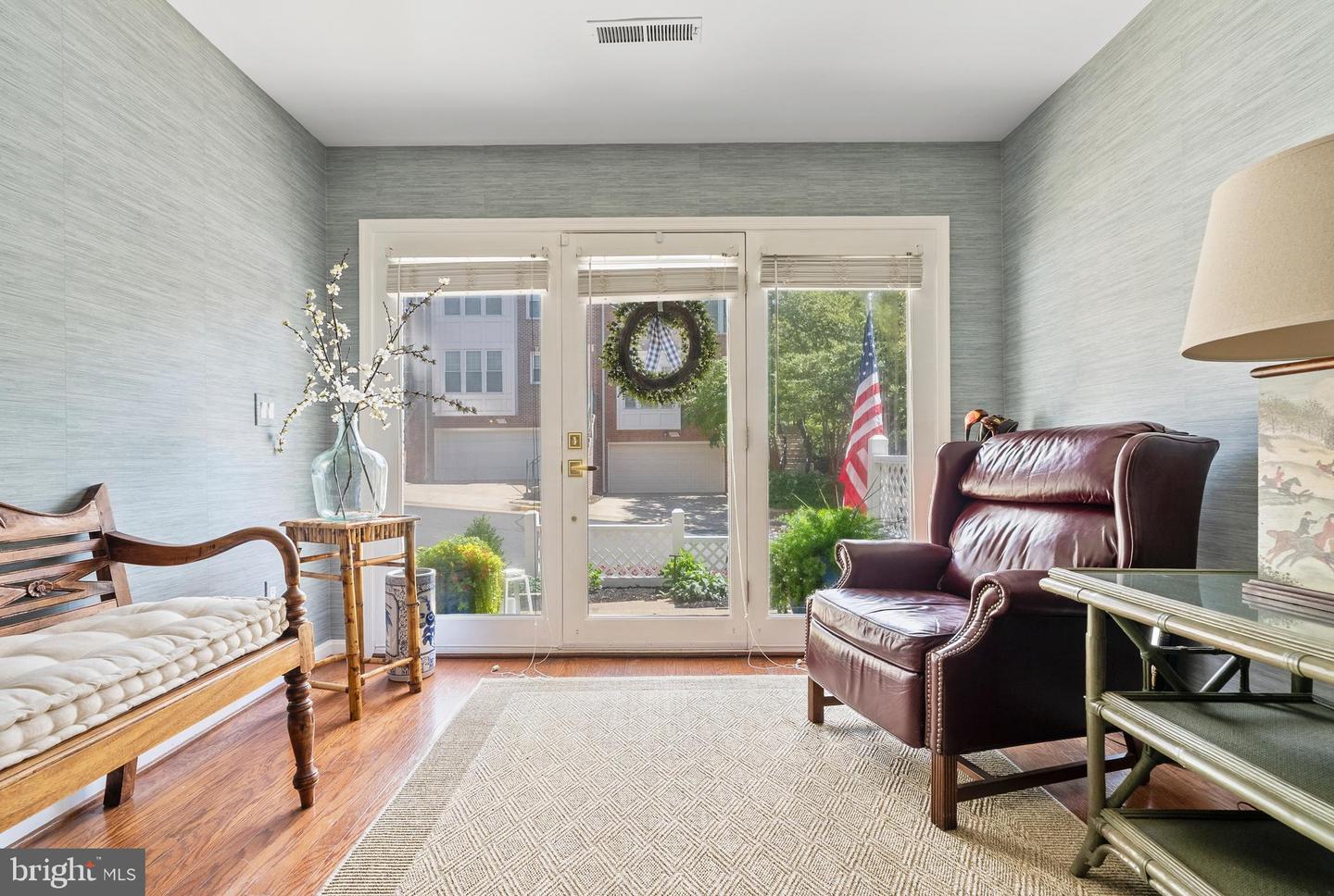2702 CHANBOURNE WAY, VIENNA, Virginia 22181, 3 Bedrooms Bedrooms, ,3 BathroomsBathrooms,Residential,For sale,2702 CHANBOURNE WAY,VAFX2264680 MLS # VAFX2264680