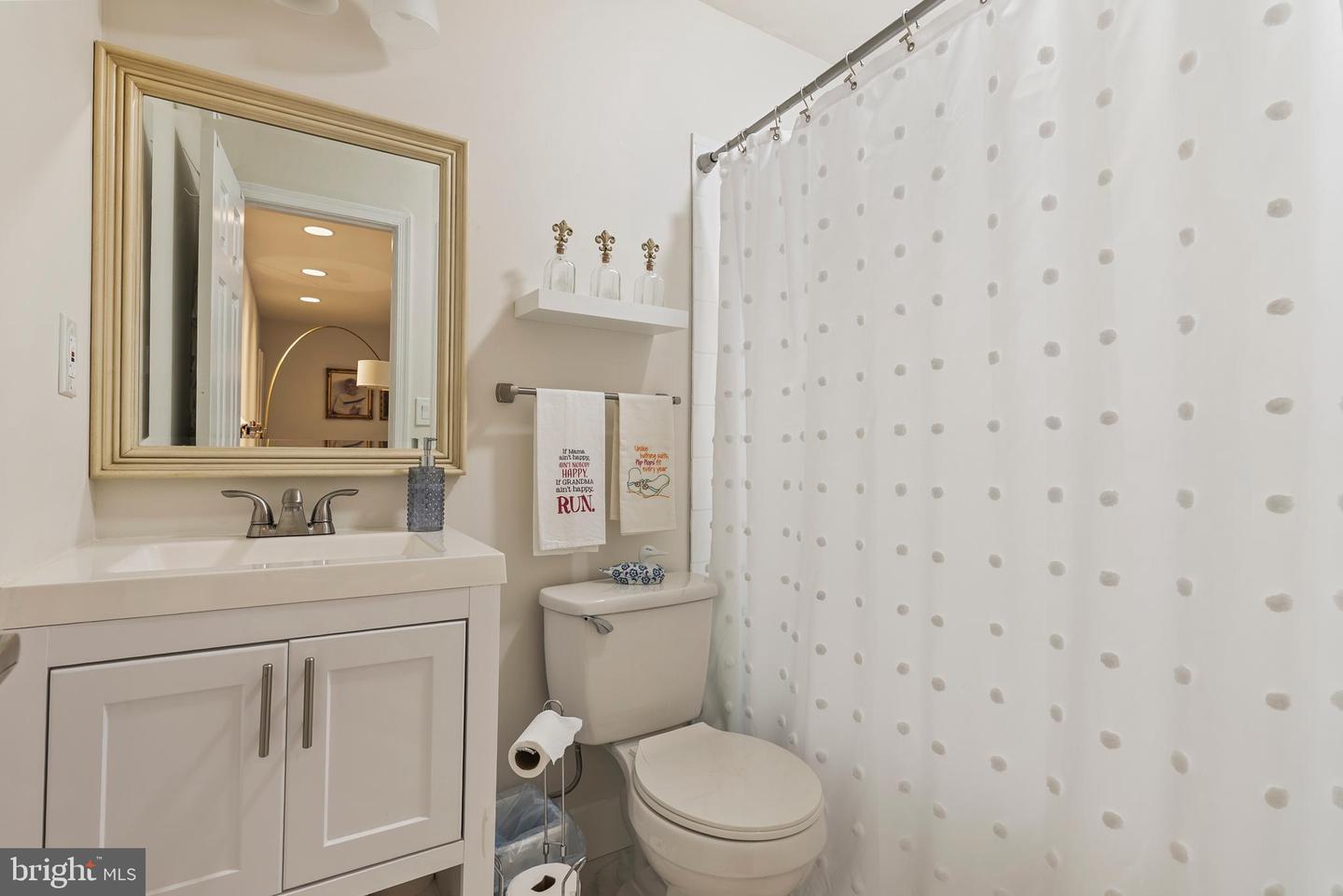 2702 CHANBOURNE WAY, VIENNA, Virginia 22181, 3 Bedrooms Bedrooms, ,3 BathroomsBathrooms,Residential,For sale,2702 CHANBOURNE WAY,VAFX2264680 MLS # VAFX2264680