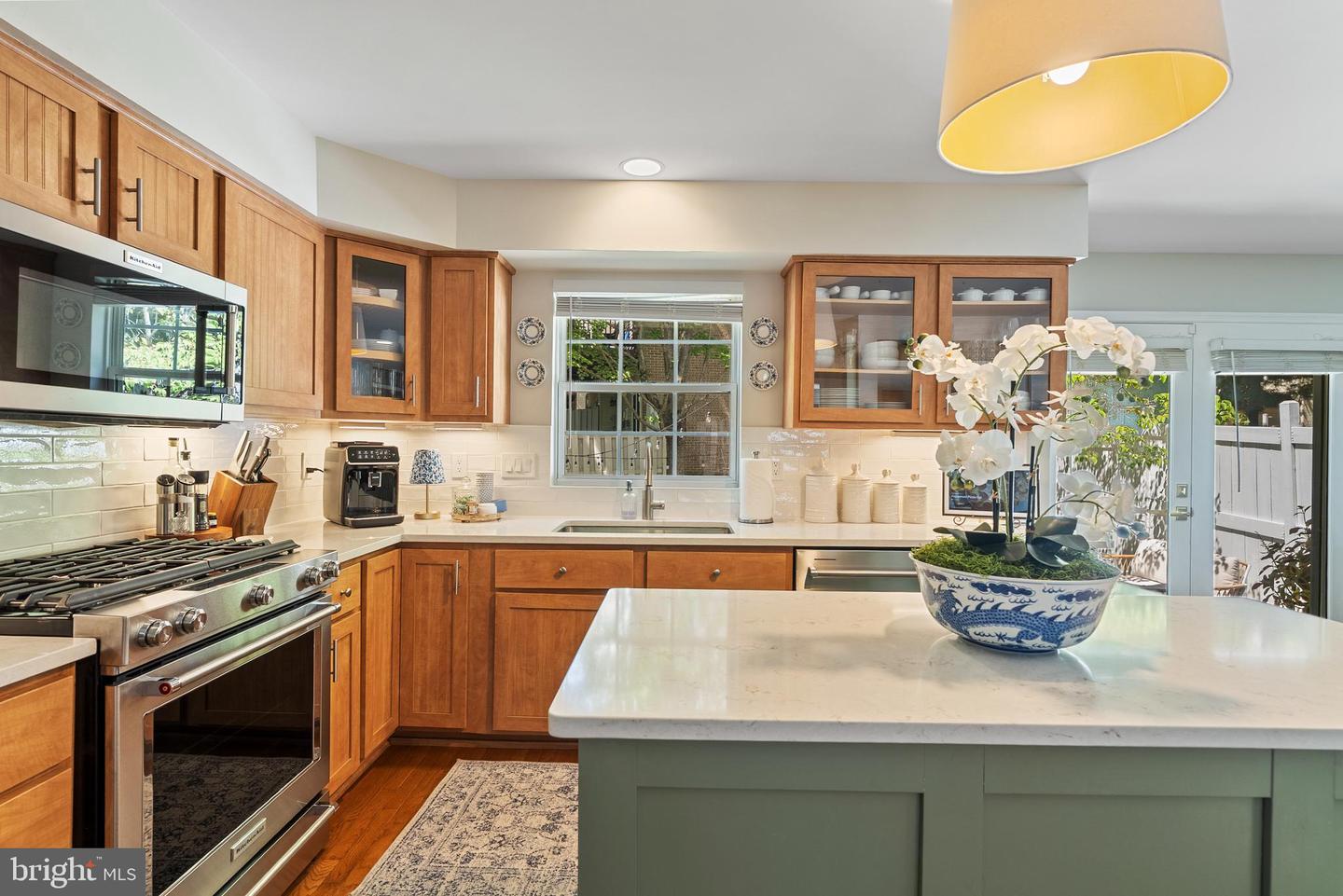 2702 CHANBOURNE WAY, VIENNA, Virginia 22181, 3 Bedrooms Bedrooms, ,3 BathroomsBathrooms,Residential,For sale,2702 CHANBOURNE WAY,VAFX2264680 MLS # VAFX2264680