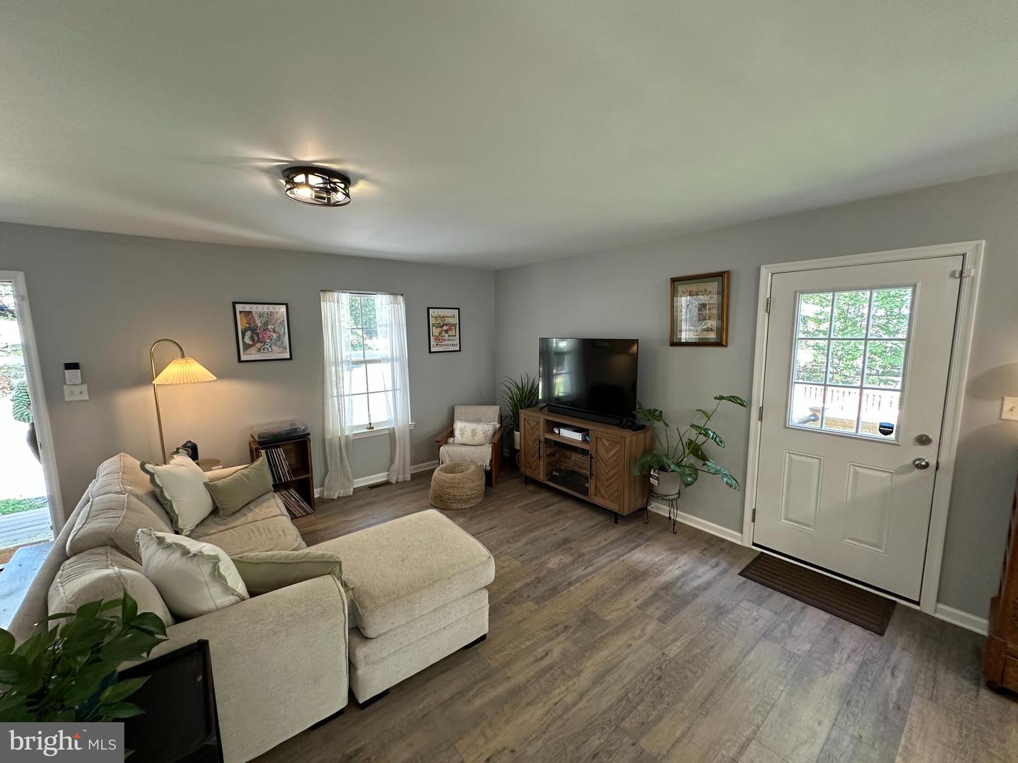 414 RACCOON DR, WINCHESTER, Virginia 22602, 3 Bedrooms Bedrooms, ,2 BathroomsBathrooms,Residential,For sale,414 RACCOON DR,VAFV2036574 MLS # VAFV2036574