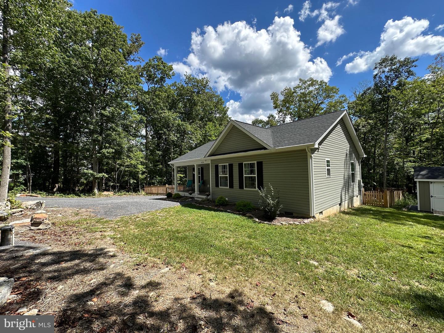 414 RACCOON DR, WINCHESTER, Virginia 22602, 3 Bedrooms Bedrooms, ,2 BathroomsBathrooms,Residential,For sale,414 RACCOON DR,VAFV2036574 MLS # VAFV2036574