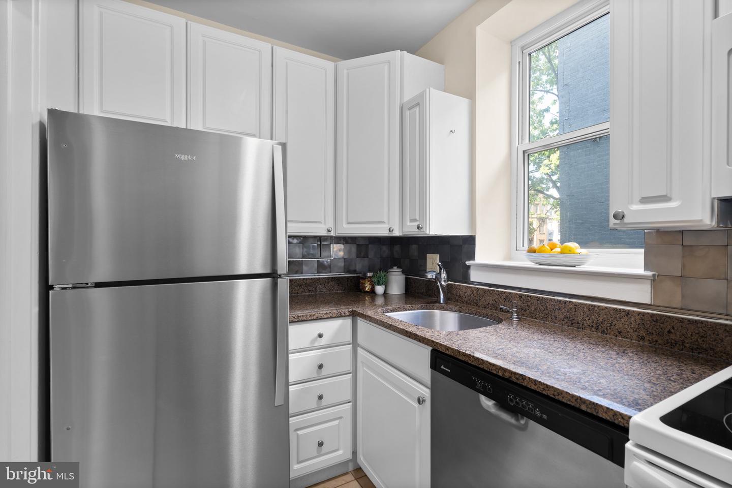 1742 U ST NW #101, WASHINGTON, District Of Columbia 20009, 2 Bedrooms Bedrooms, ,2 BathroomsBathrooms,Residential,For sale,1742 U ST NW #101,DCDC2220136 MLS # DCDC2220136
