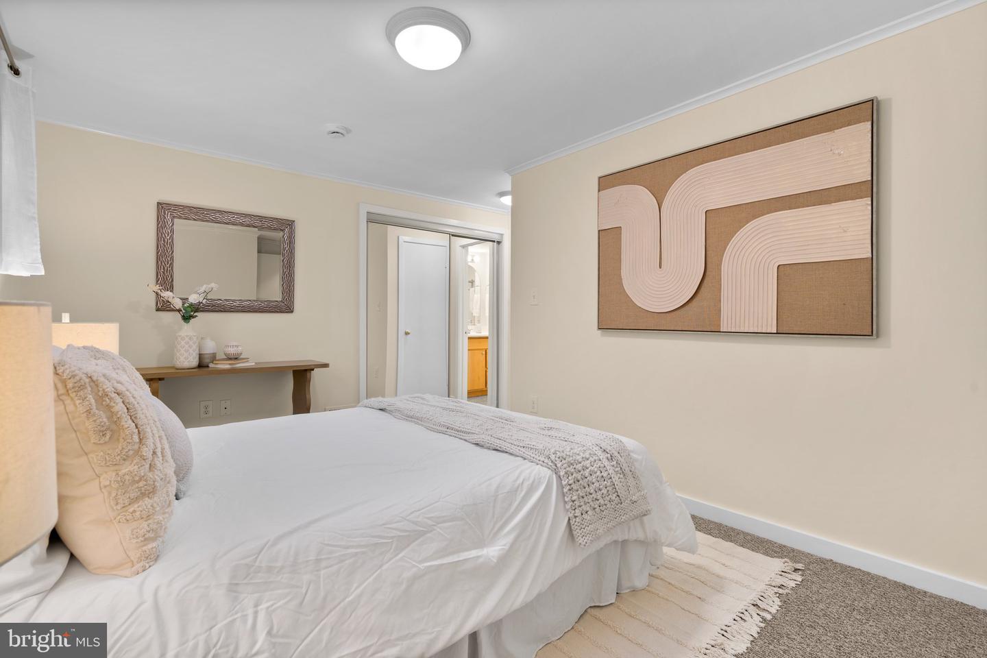1742 U ST NW #101, WASHINGTON, District Of Columbia 20009, 2 Bedrooms Bedrooms, ,2 BathroomsBathrooms,Residential,For sale,1742 U ST NW #101,DCDC2220136 MLS # DCDC2220136