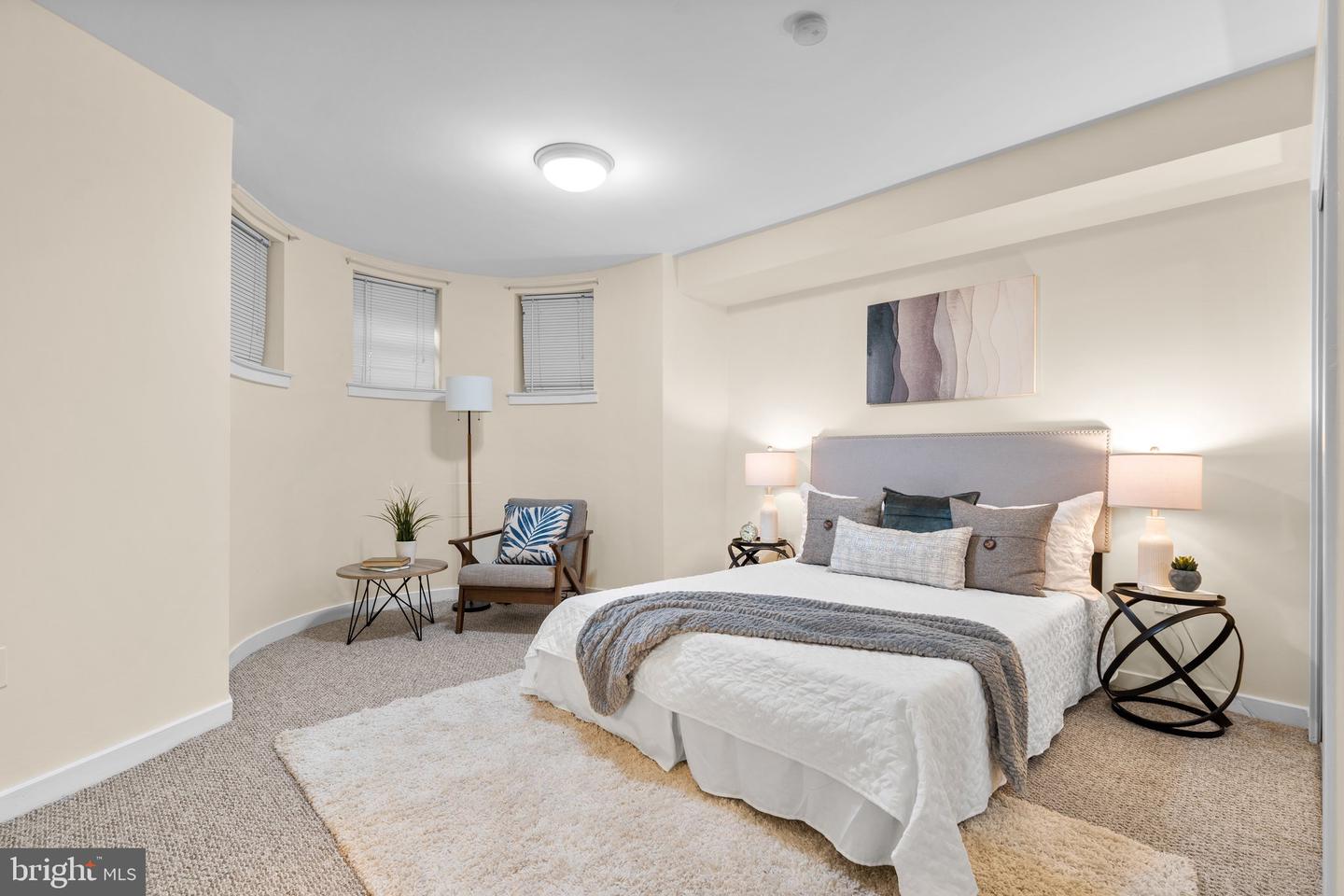 1742 U ST NW #101, WASHINGTON, District Of Columbia 20009, 2 Bedrooms Bedrooms, ,2 BathroomsBathrooms,Residential,For sale,1742 U ST NW #101,DCDC2220136 MLS # DCDC2220136