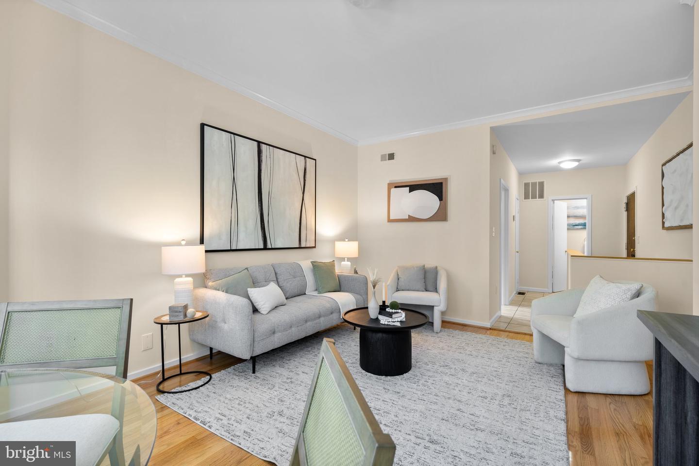 1742 U ST NW #101, WASHINGTON, District Of Columbia 20009, 2 Bedrooms Bedrooms, ,2 BathroomsBathrooms,Residential,For sale,1742 U ST NW #101,DCDC2220136 MLS # DCDC2220136