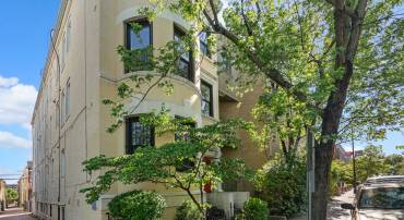 1742 U ST NW #101, WASHINGTON, District Of Columbia 20009, 2 Bedrooms Bedrooms, ,2 BathroomsBathrooms,Residential,For sale,1742 U ST NW #101,DCDC2220136 MLS # DCDC2220136