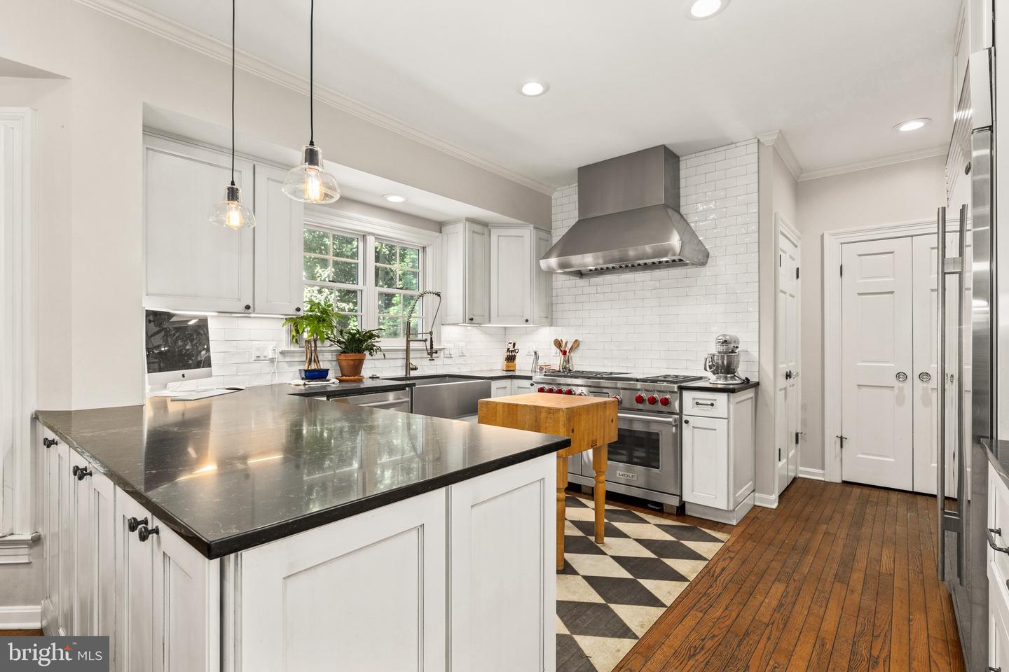 1263 DARTMOUTH CT, ALEXANDRIA, Virginia 22314, 5 Bedrooms Bedrooms, ,3 BathroomsBathrooms,Residential,For sale,1263 DARTMOUTH CT,VAAX2049264 MLS # VAAX2049264