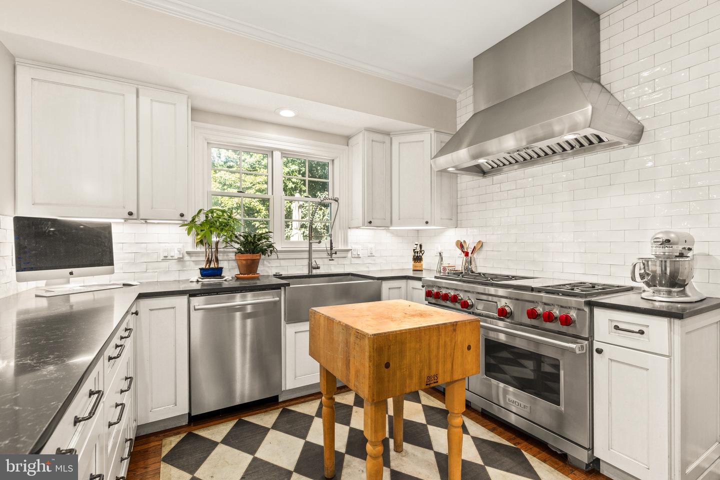 1263 DARTMOUTH CT, ALEXANDRIA, Virginia 22314, 5 Bedrooms Bedrooms, ,3 BathroomsBathrooms,Residential,For sale,1263 DARTMOUTH CT,VAAX2049264 MLS # VAAX2049264