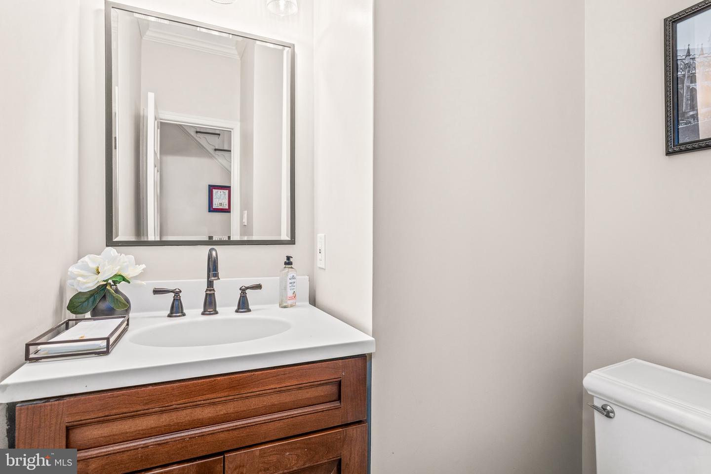 1263 DARTMOUTH CT, ALEXANDRIA, Virginia 22314, 5 Bedrooms Bedrooms, ,3 BathroomsBathrooms,Residential,For sale,1263 DARTMOUTH CT,VAAX2049264 MLS # VAAX2049264
