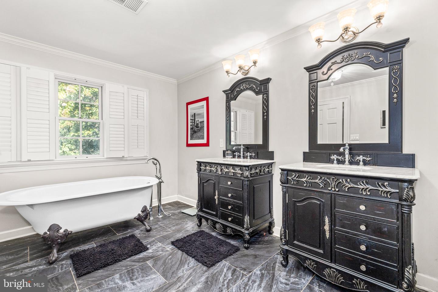 1263 DARTMOUTH CT, ALEXANDRIA, Virginia 22314, 5 Bedrooms Bedrooms, ,3 BathroomsBathrooms,Residential,For sale,1263 DARTMOUTH CT,VAAX2049264 MLS # VAAX2049264