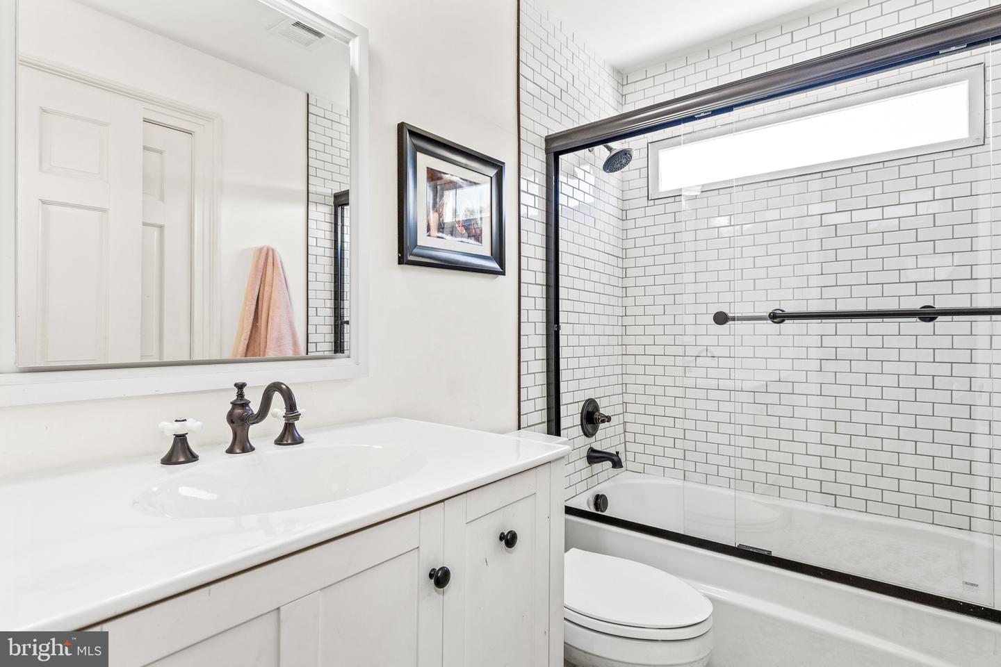 1263 DARTMOUTH CT, ALEXANDRIA, Virginia 22314, 5 Bedrooms Bedrooms, ,3 BathroomsBathrooms,Residential,For sale,1263 DARTMOUTH CT,VAAX2049264 MLS # VAAX2049264
