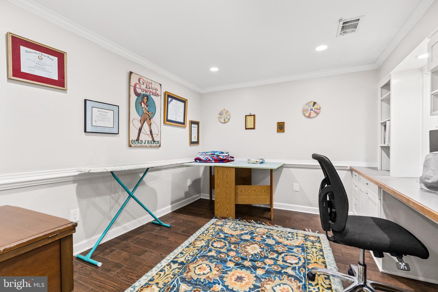 1263 DARTMOUTH CT, ALEXANDRIA, Virginia 22314, 5 Bedrooms Bedrooms, ,3 BathroomsBathrooms,Residential,For sale,1263 DARTMOUTH CT,VAAX2049264 MLS # VAAX2049264