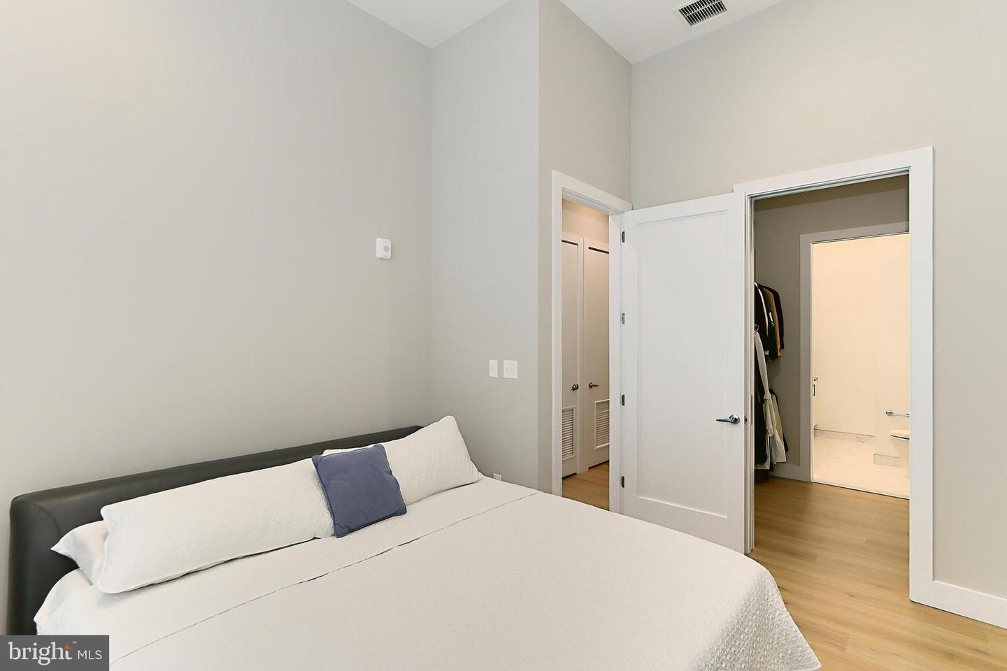 801 N FAIRFAX ST #132, ALEXANDRIA, Virginia 22314, 4 Bedrooms Bedrooms, ,4 BathroomsBathrooms,Residential,For sale,801 N FAIRFAX ST #132,VAAX2049274 MLS # VAAX2049274