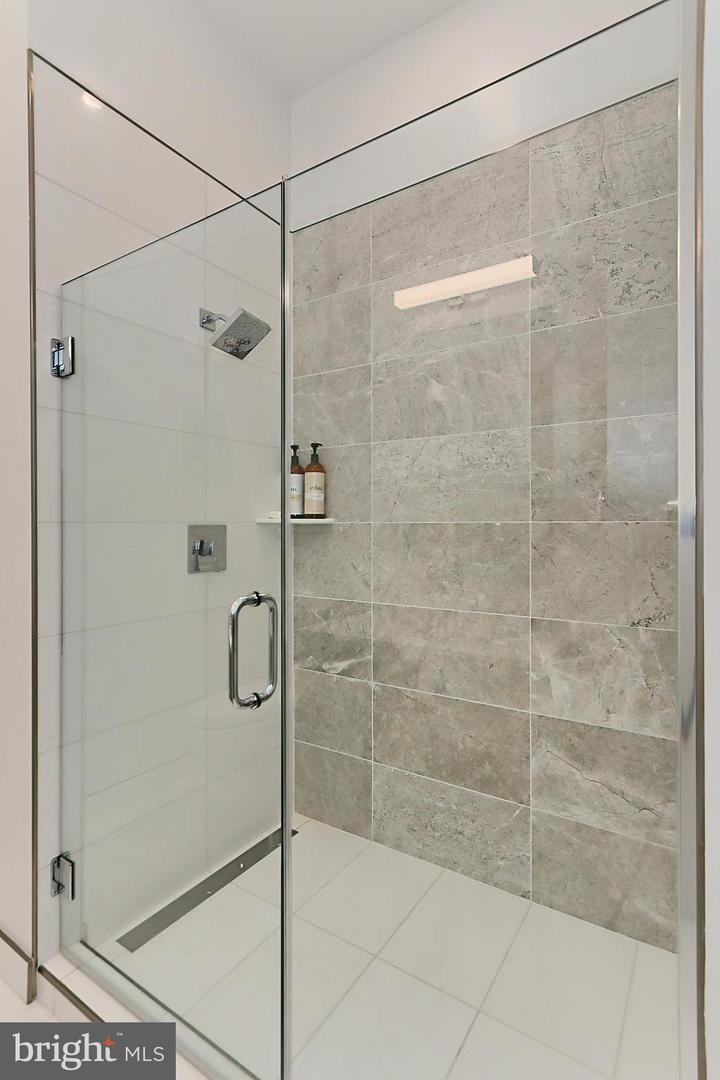 801 N FAIRFAX ST #132, ALEXANDRIA, Virginia 22314, 4 Bedrooms Bedrooms, ,4 BathroomsBathrooms,Residential,For sale,801 N FAIRFAX ST #132,VAAX2049274 MLS # VAAX2049274