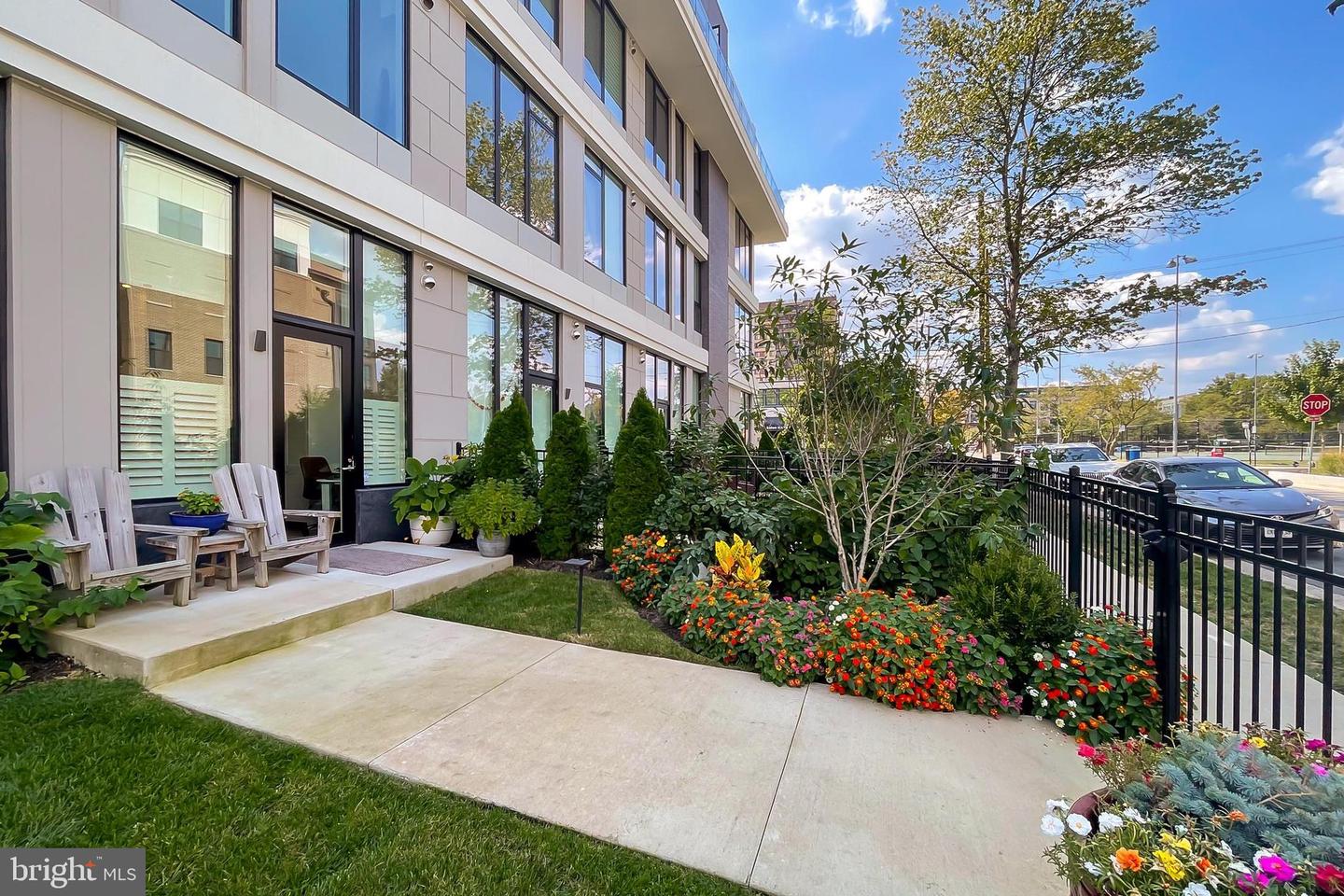 801 N FAIRFAX ST #132, ALEXANDRIA, Virginia 22314, 4 Bedrooms Bedrooms, ,4 BathroomsBathrooms,Residential,For sale,801 N FAIRFAX ST #132,VAAX2049274 MLS # VAAX2049274
