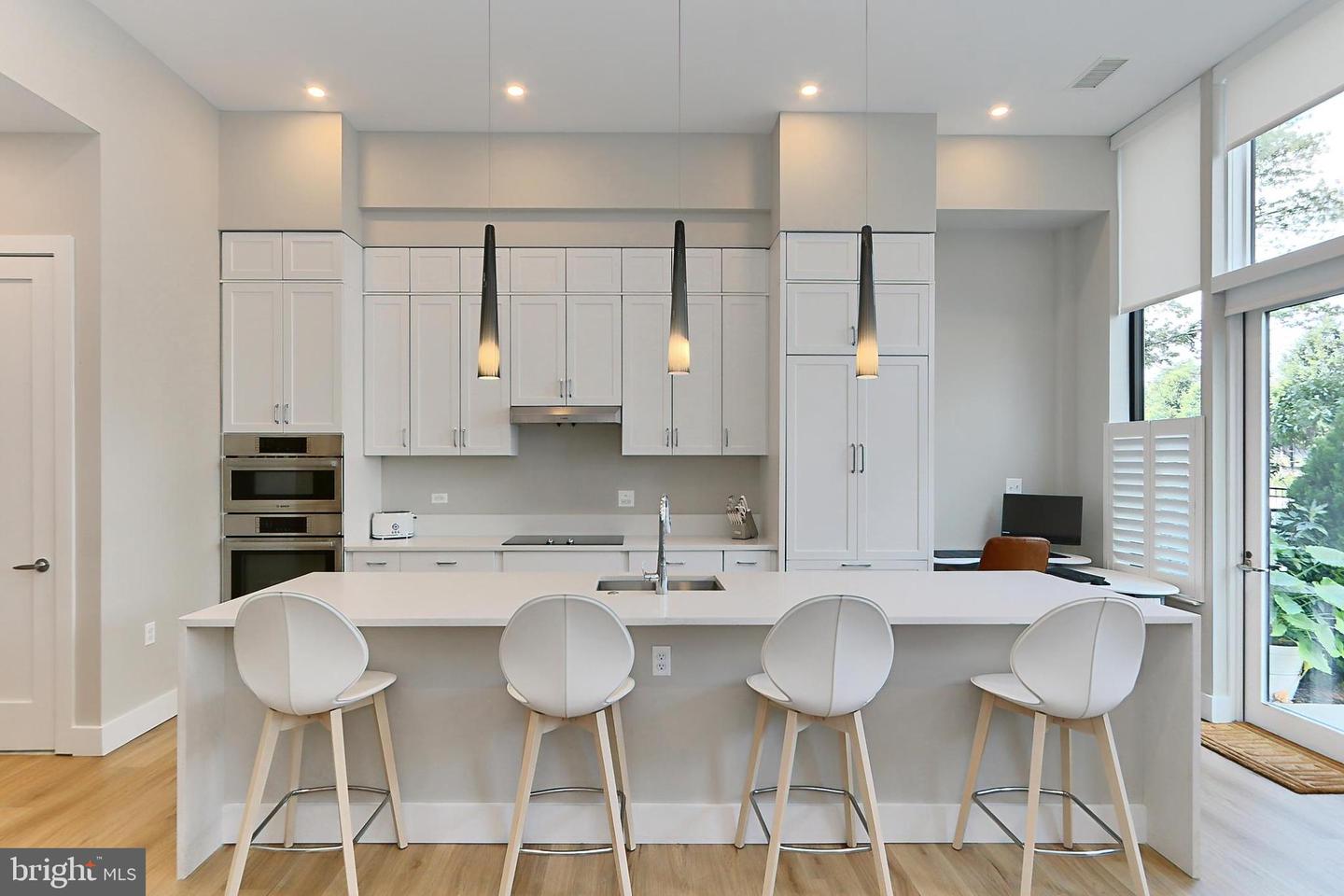 801 N FAIRFAX ST #132, ALEXANDRIA, Virginia 22314, 4 Bedrooms Bedrooms, ,4 BathroomsBathrooms,Residential,For sale,801 N FAIRFAX ST #132,VAAX2049274 MLS # VAAX2049274